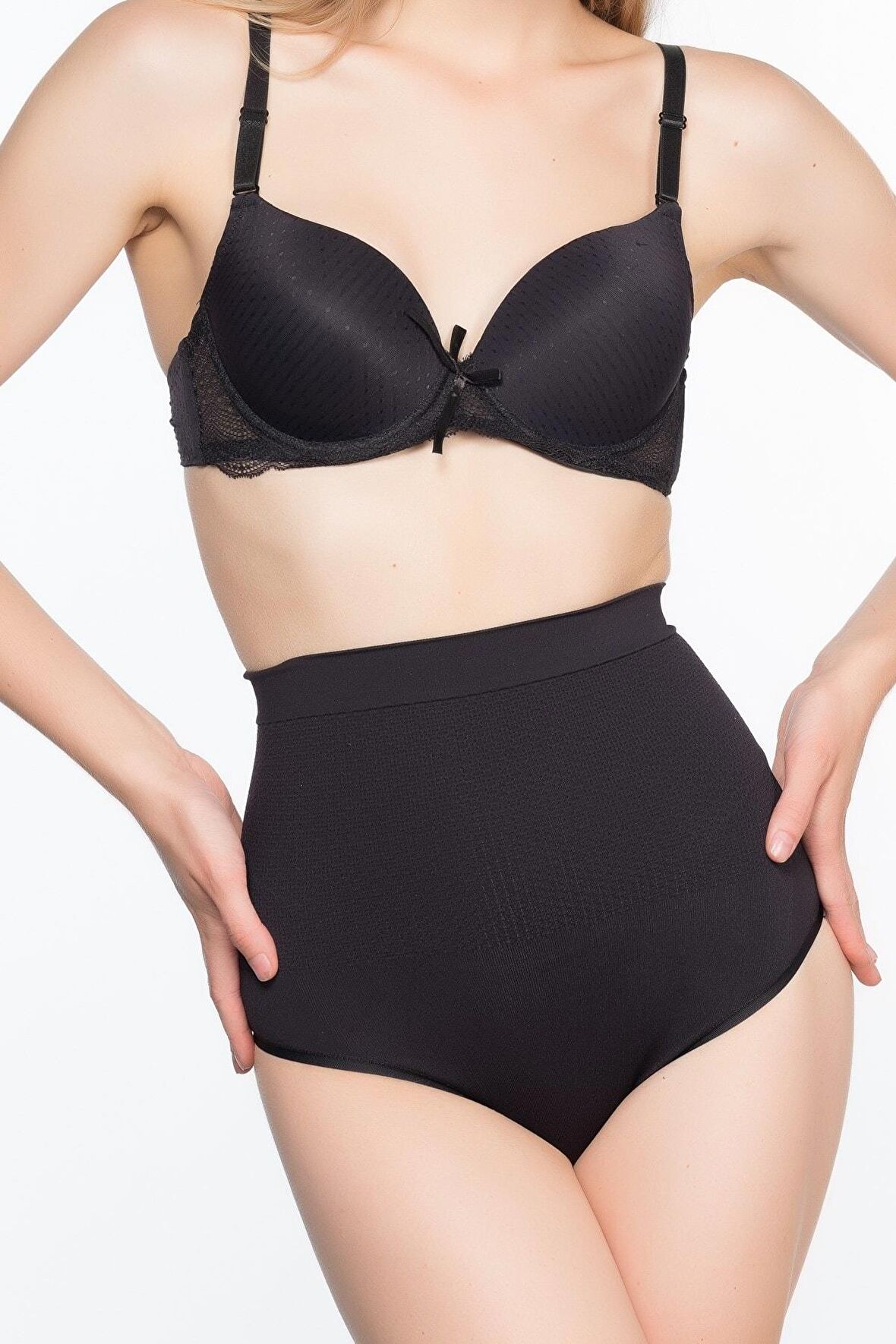 Dikişsiz Masaj Özellikli String Korse