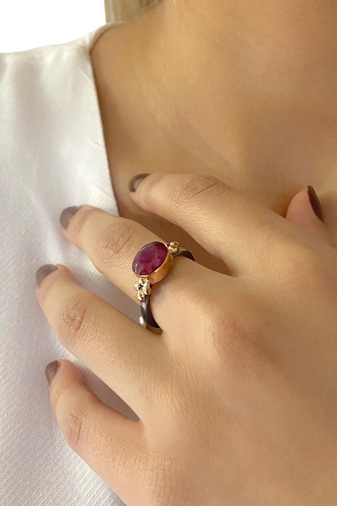 Doğal Yakut Taşlı El Üretimi 925 Gümüş Yüzük