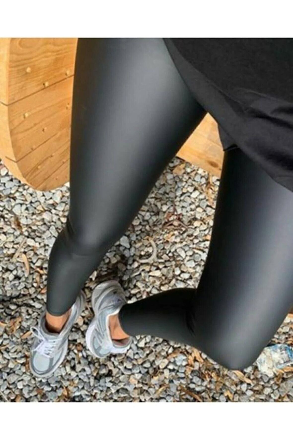 Iç Şardonlu Bir Beden Ince Gösteren Yüksek Bel Mat Deri Tayt