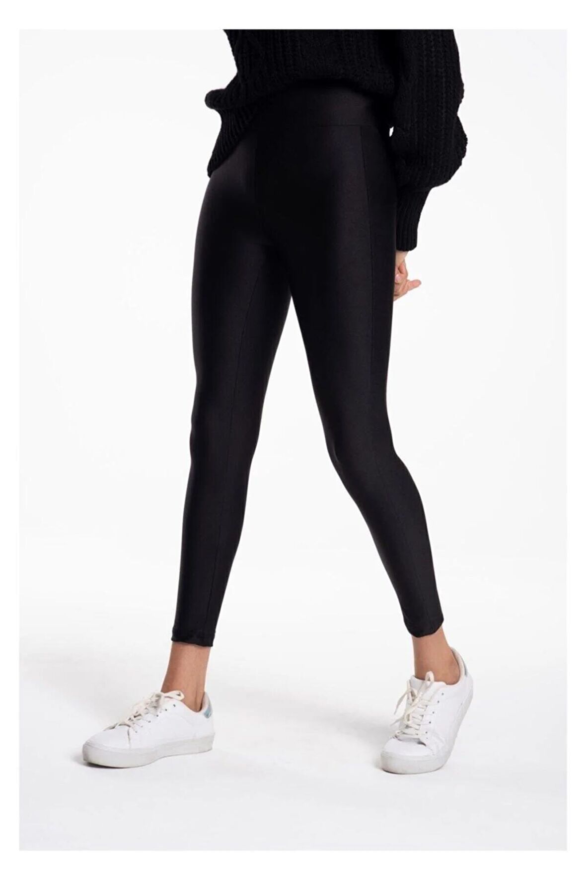 Kadın Siyah Toparlayıcı Parlak Disko Tayt