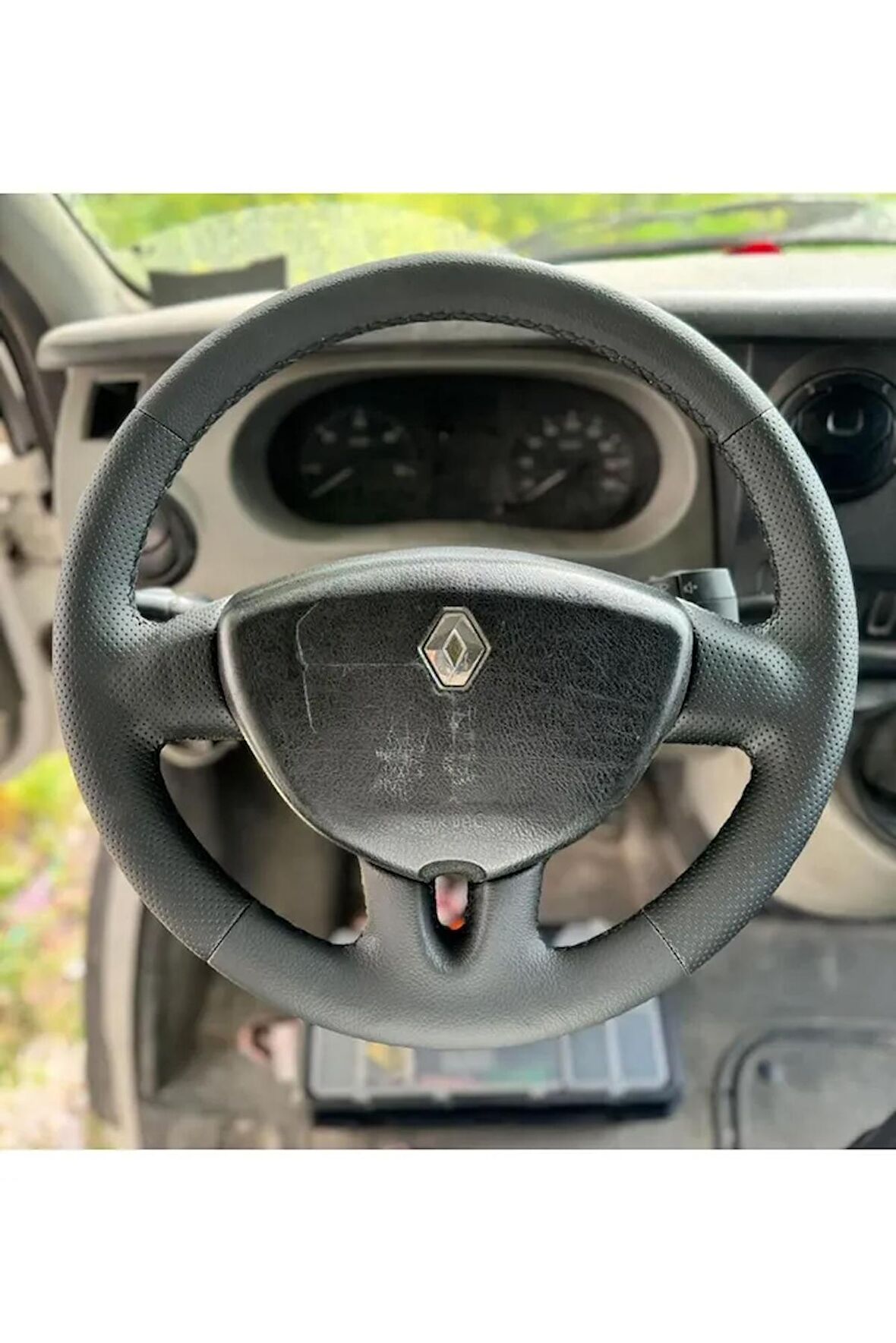 RENAULT MASTER 2 Uyumlu ARACA ÖZEL DİKMELİ DİREKSİYON KILIFI