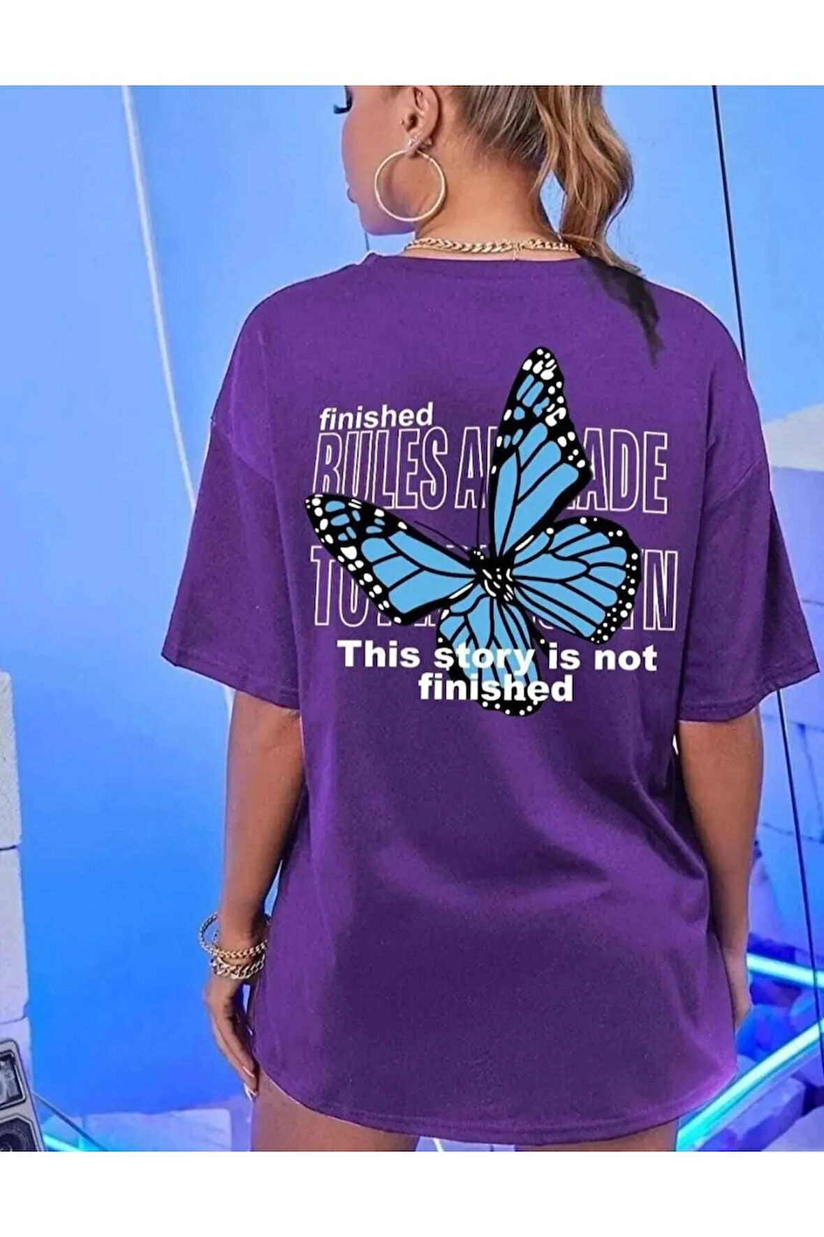 MALKOÇBEY MAVİ SIRT KELEBEK  BASKILI OVERSİZE UNİSEX BASİC T-ŞHİRT