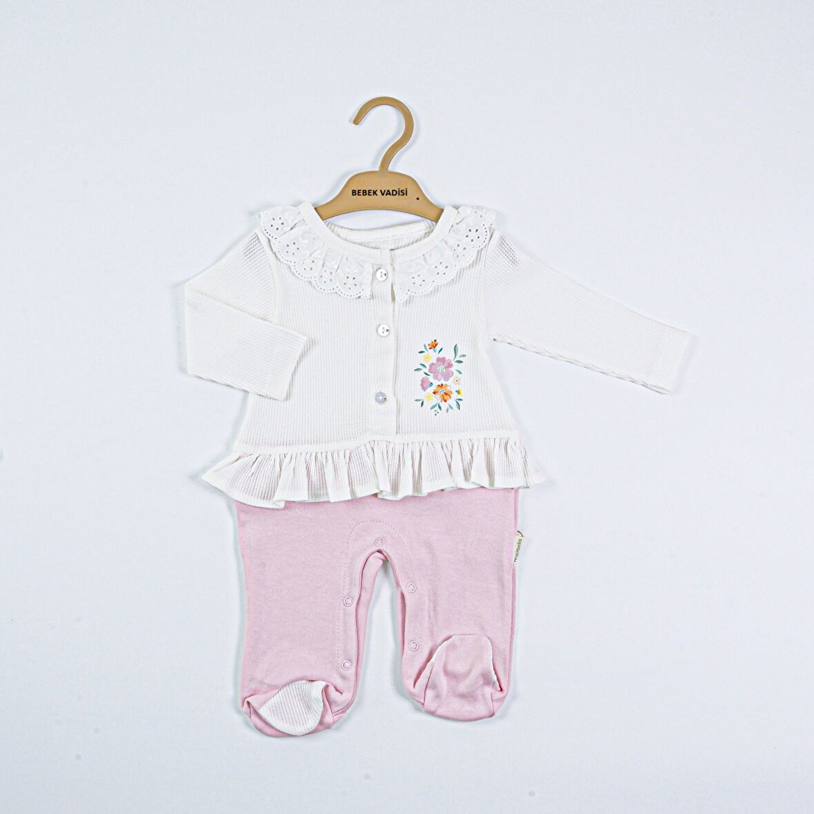 Çiçek Desenli Çıtçıtlı Alt Düğmeli Bebe Yaka Pamuklu Patikli Uzun Kollu Kışlık Kız Bebek Tulum 
