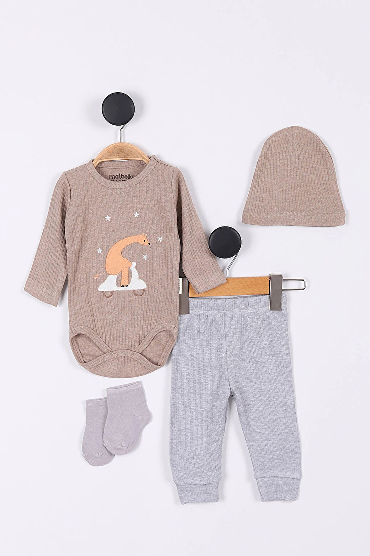 Zürafa Desenli Müslin Erkek Bebek Hastane Çıkışı Bebek Kıyafetleri Yenidoğan Hastane Çıkış Seti 4 lü