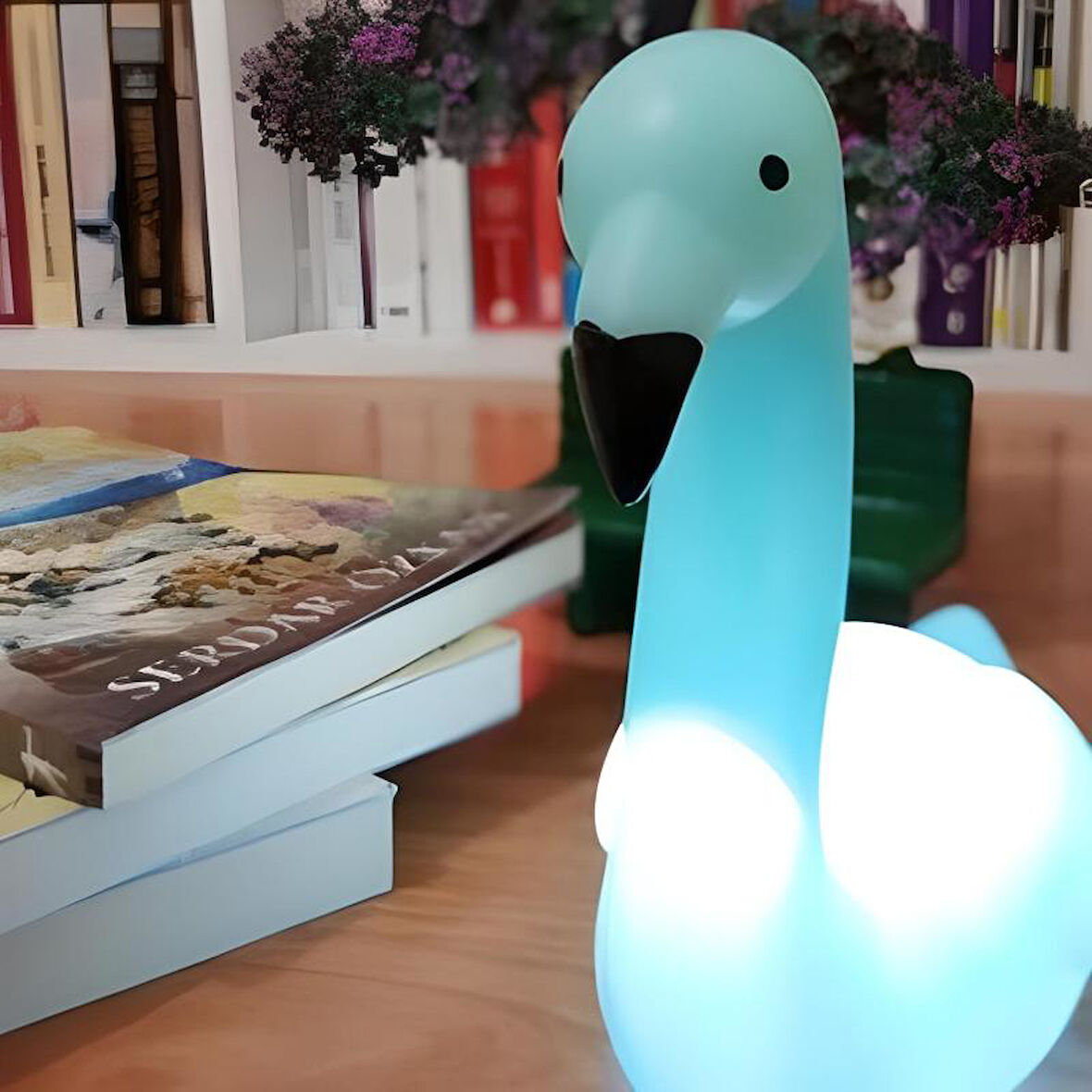 Dekoratif Işık Altında Renk Değiştiren pilli Kuğu Gece Lambası