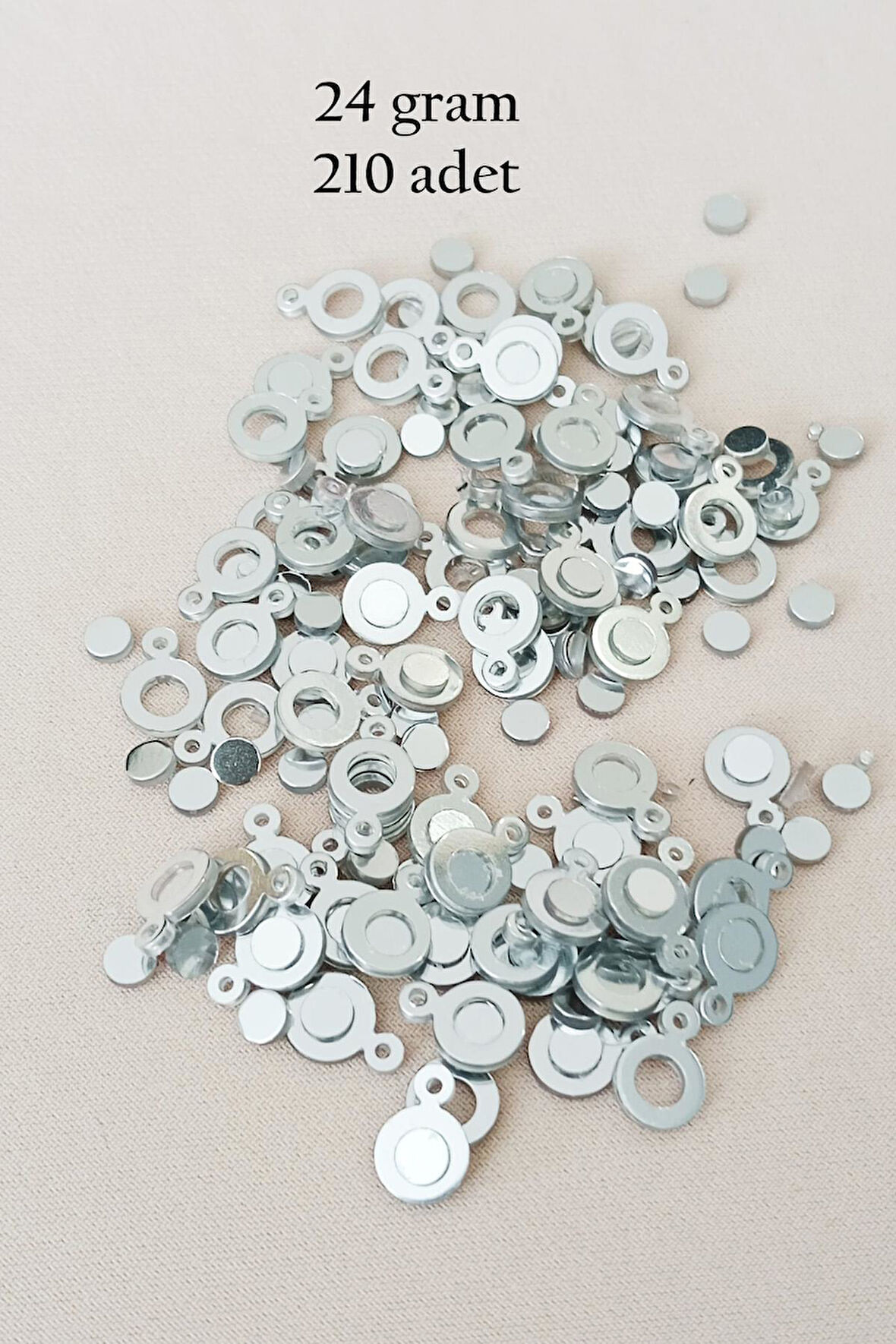 Oya Abiye Bileklik Kolye Pleksi Metalik Plastik Pul Gümüş Renk 24 gram 210 adet - BNC570