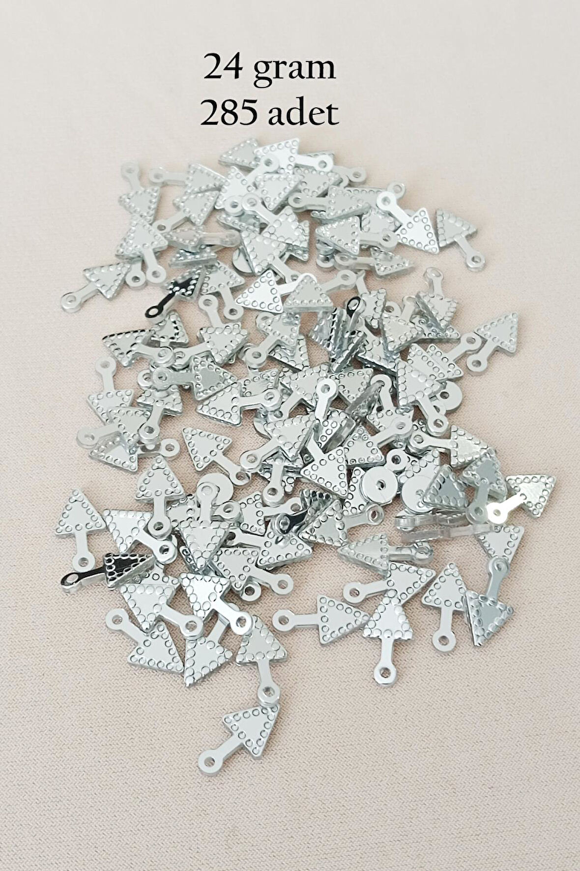 Oya Abiye Bileklik Kolye Pleksi Metalik Plastik Pul Gümüş Renk 24 gram 285 adet - BNC565