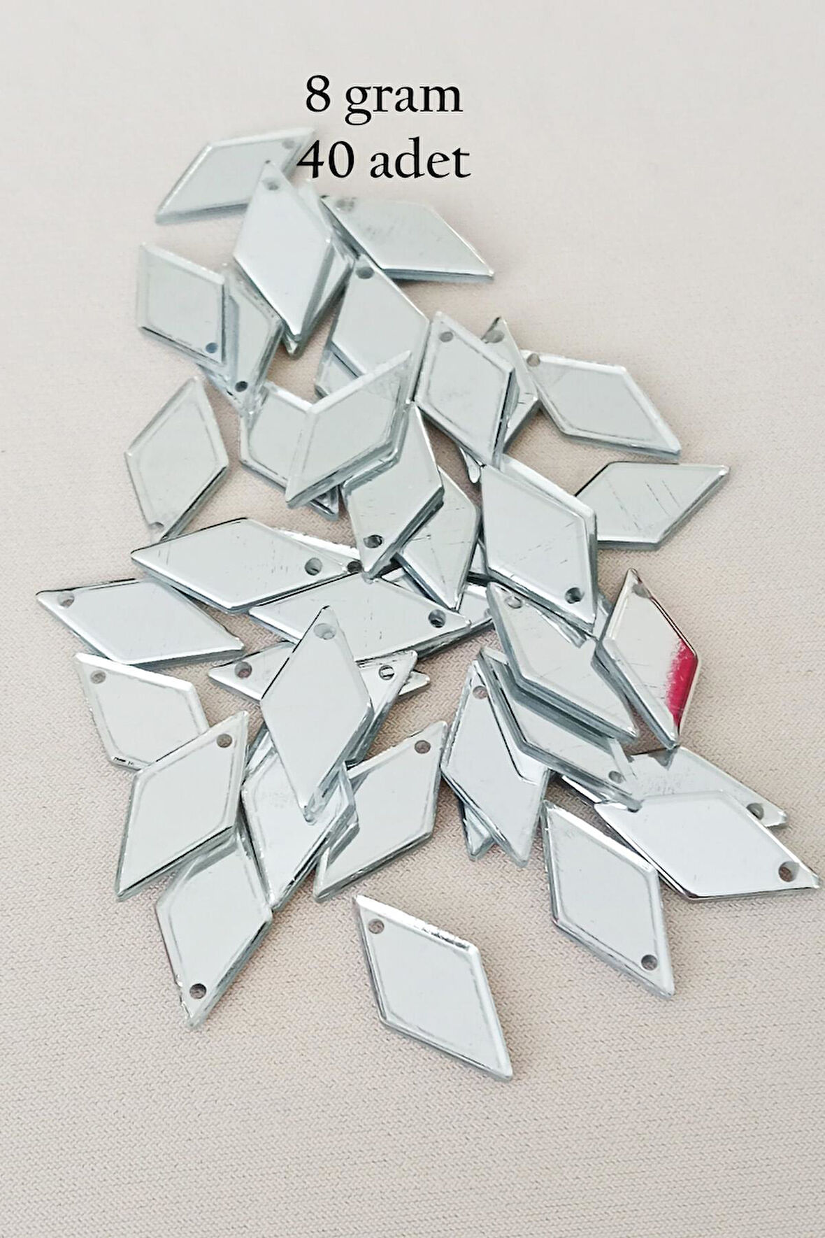 Oya Abiye Bileklik Kolye Pleksi Metalik Plastik Pul Gümüş Renk 8 gram 40 adet - BNC517