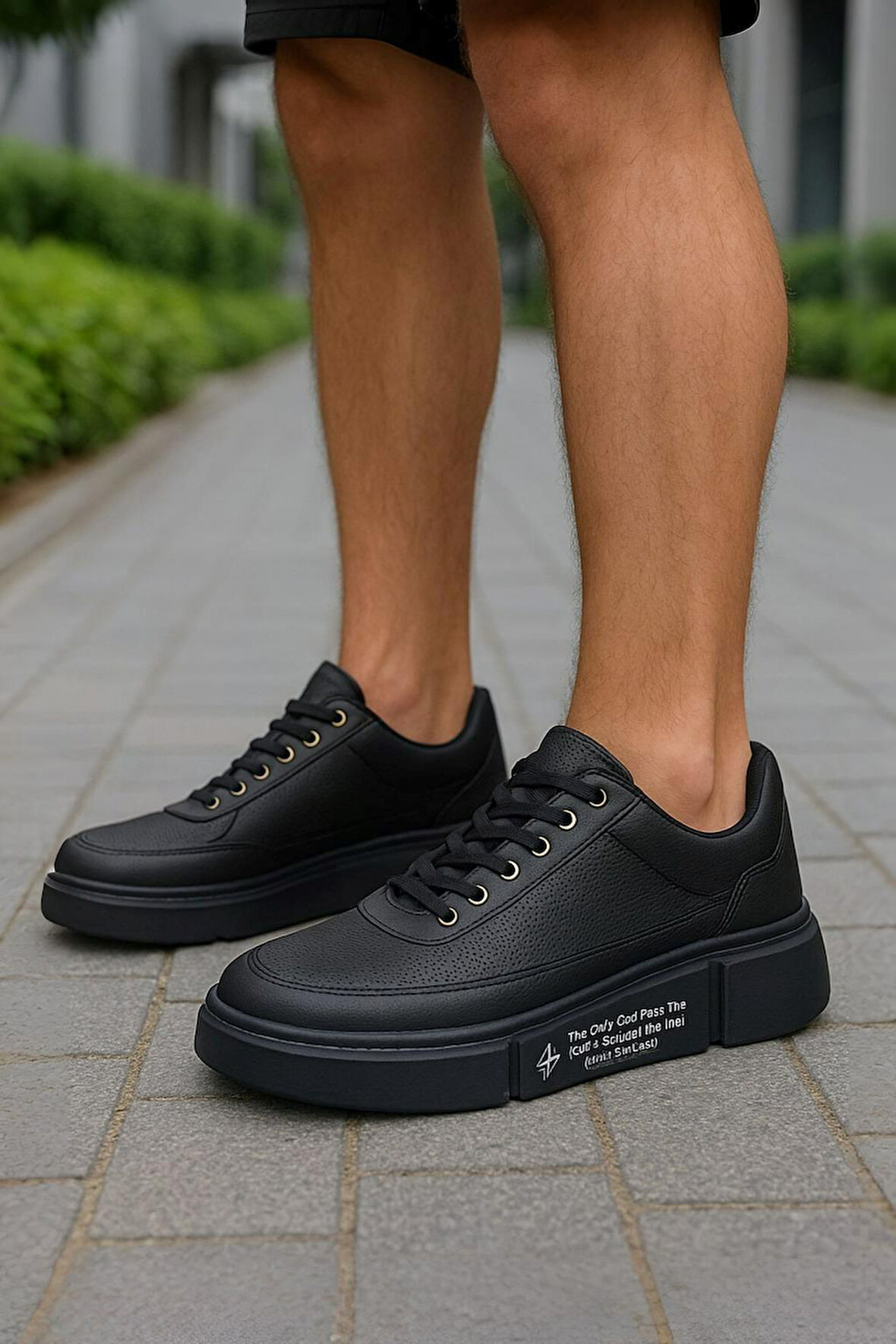 Günlük Erkek Spor Ayakkabı Bağcıklı Dikiş Detaylı Hafif Kalın Yüksek Taban Sneaker MC06