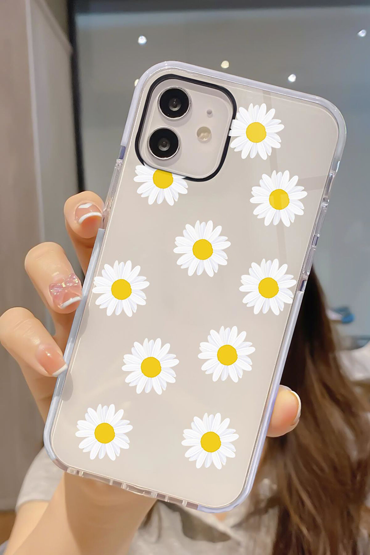 iPhone 12 Uyumlu Bahar Papatyaları Desenli Candy Bumper Darbe Emici Silikonlu Telefon Kılıfı
