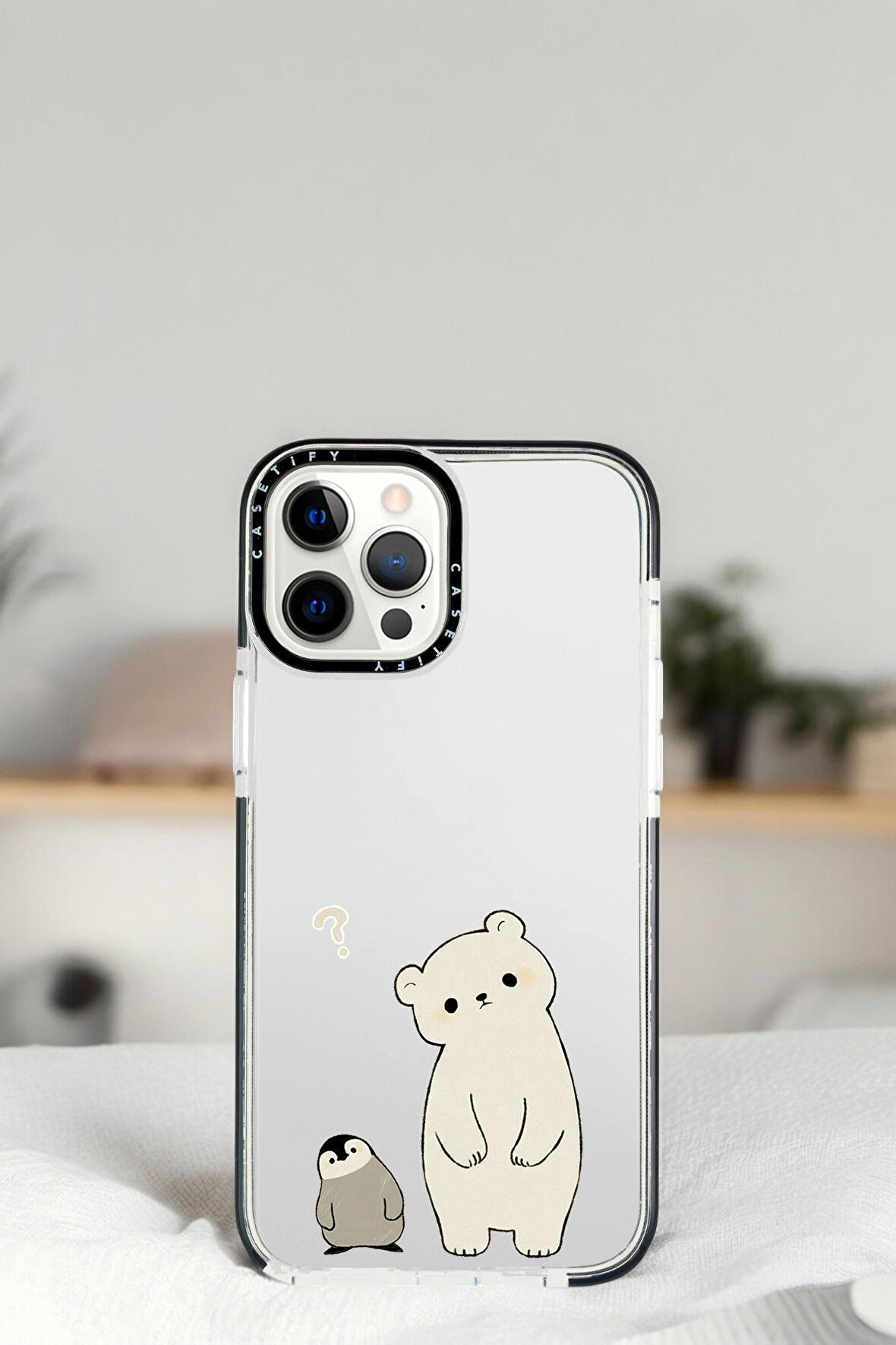 iPhone 13 Pro Penguen ve Ayıcık Desenli Casetify Darbe Emci Silikonlu Telefon Kılıfı