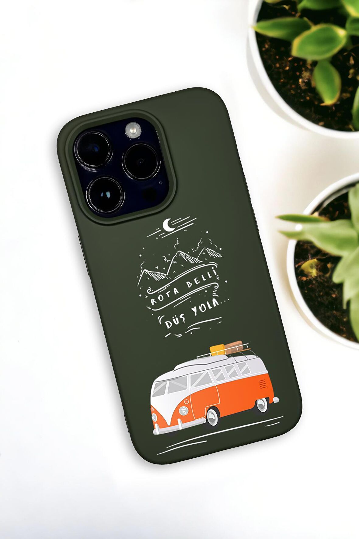 iPhone 14 Pro Max Uyumlu Rota Belli Desenli Premium Silikonlu Haki Lansman Telefon Kılıfı