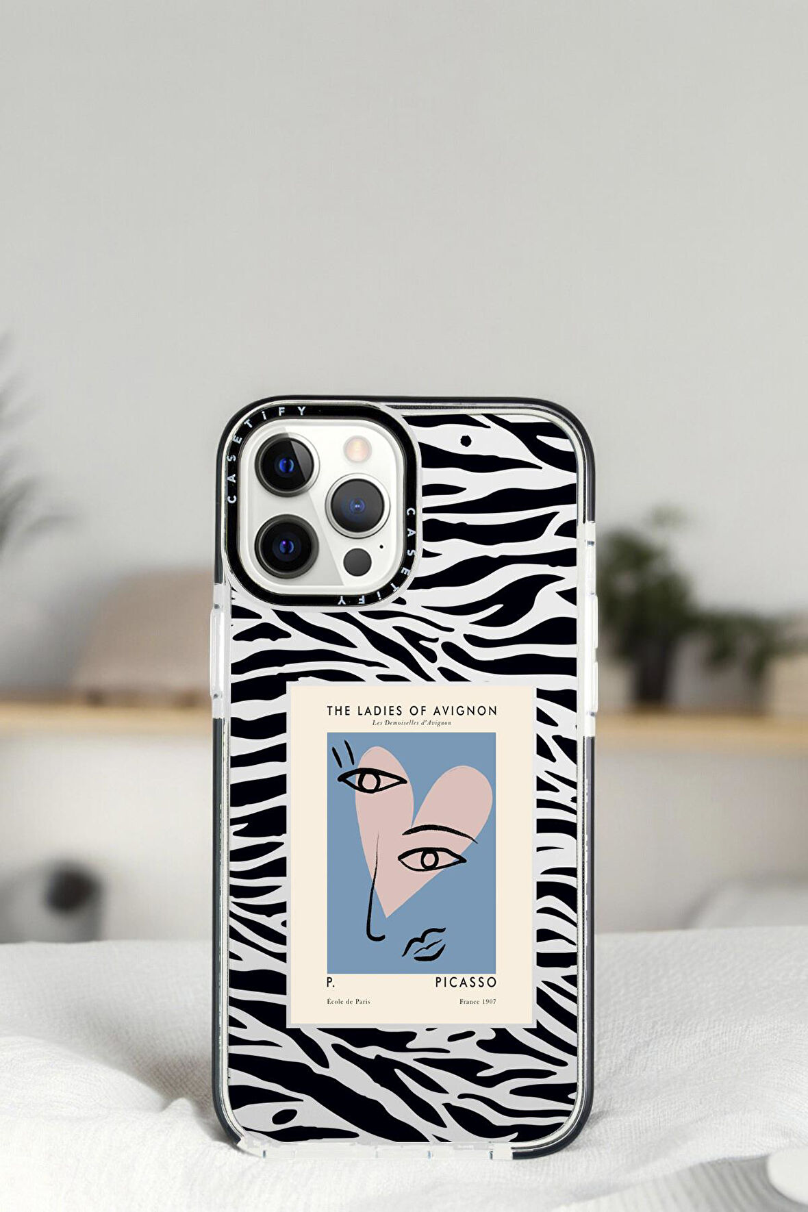 iPhone 14 Pro Picasso Desenli Casetify Darbe Emci Silikonlu Telefon Kılıfı