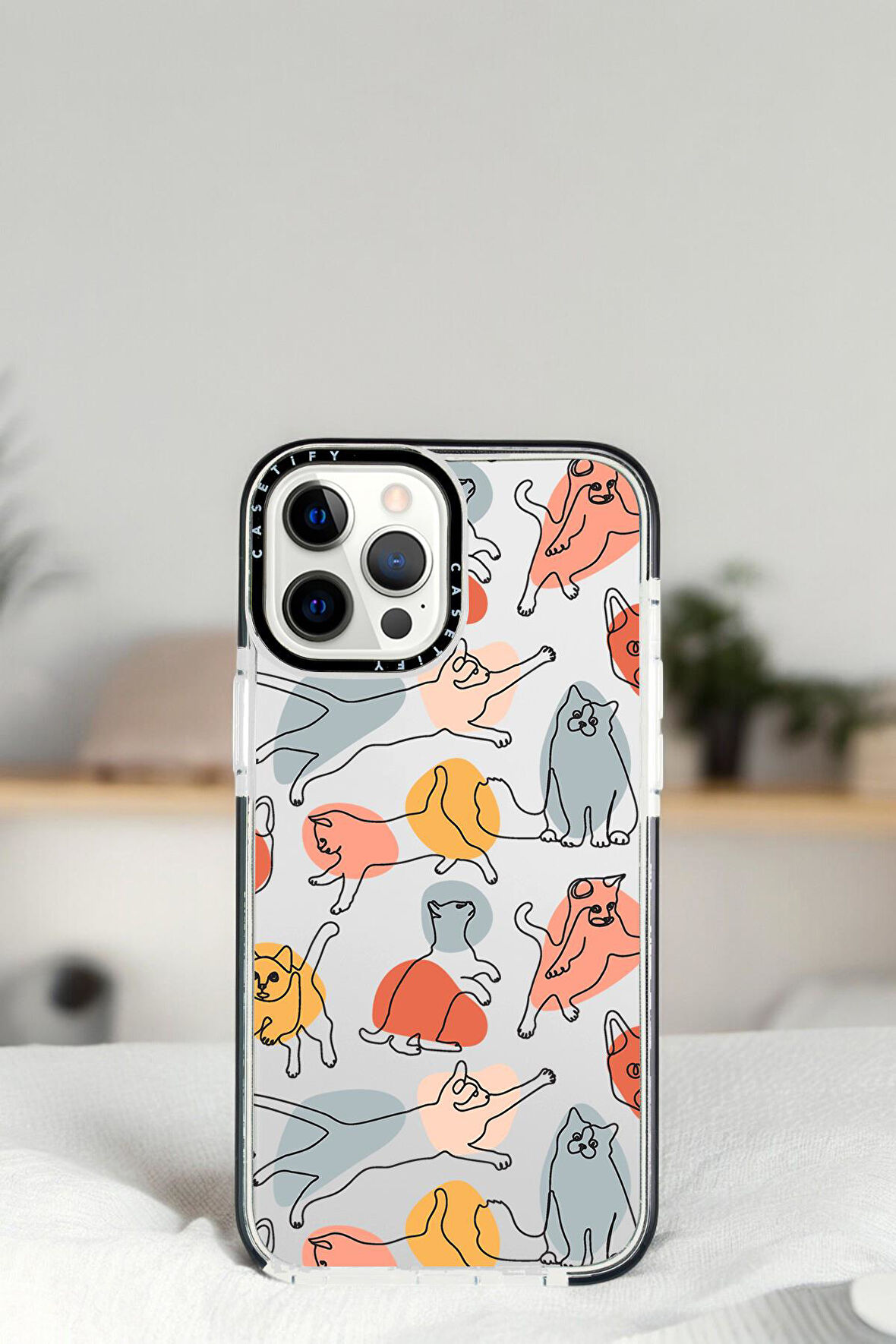 iPhone 14 Pro Sevimli Kedi Figürleri Desenli Casetify Darbe Emci Silikonlu Telefon Kılıfı