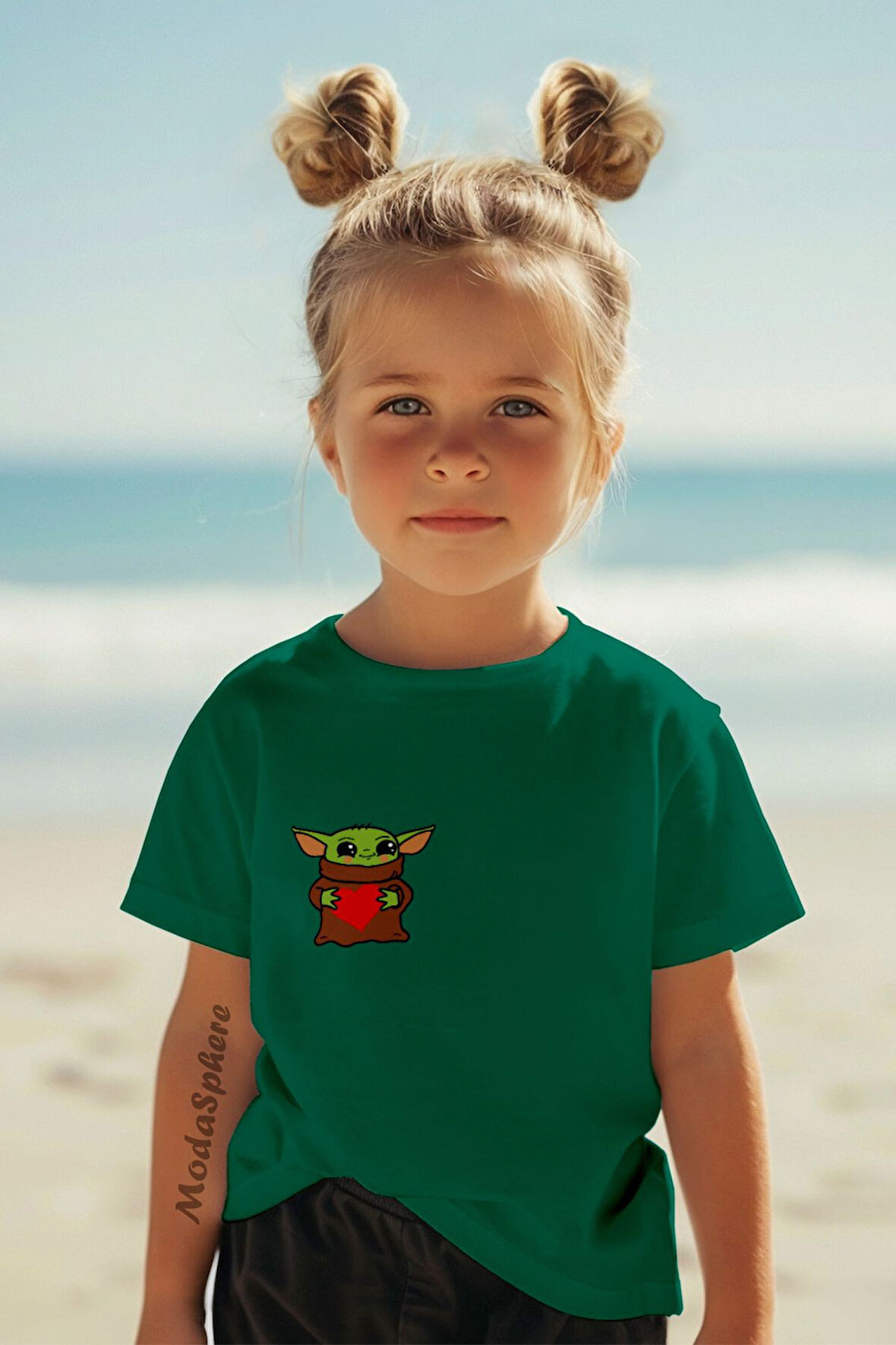 BABY YODA BASKILI BİSİKLET YAKA KISA KOLLU ÇOCUK TİŞÖRT