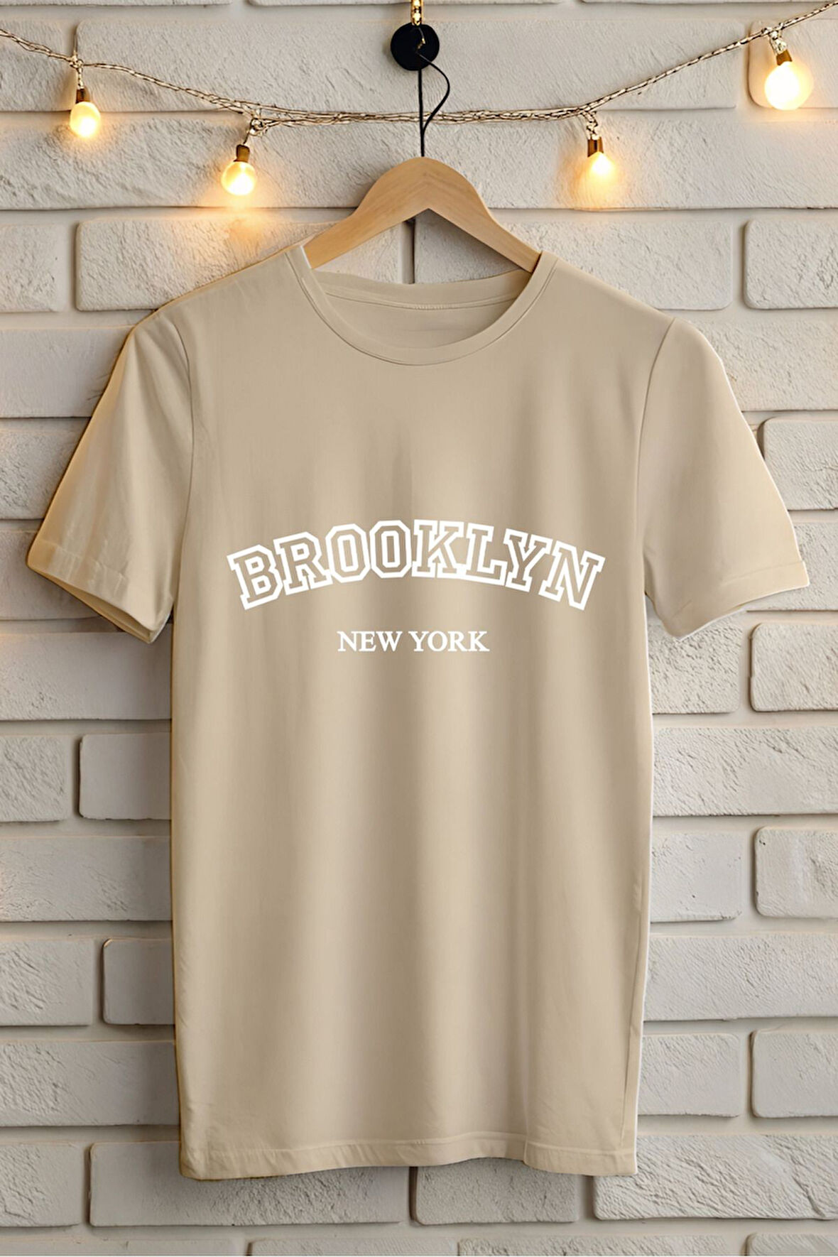 BROOKLYN BASKILI BİSİKLET YAKA KISA KOLLU UNISEX TİŞÖRT