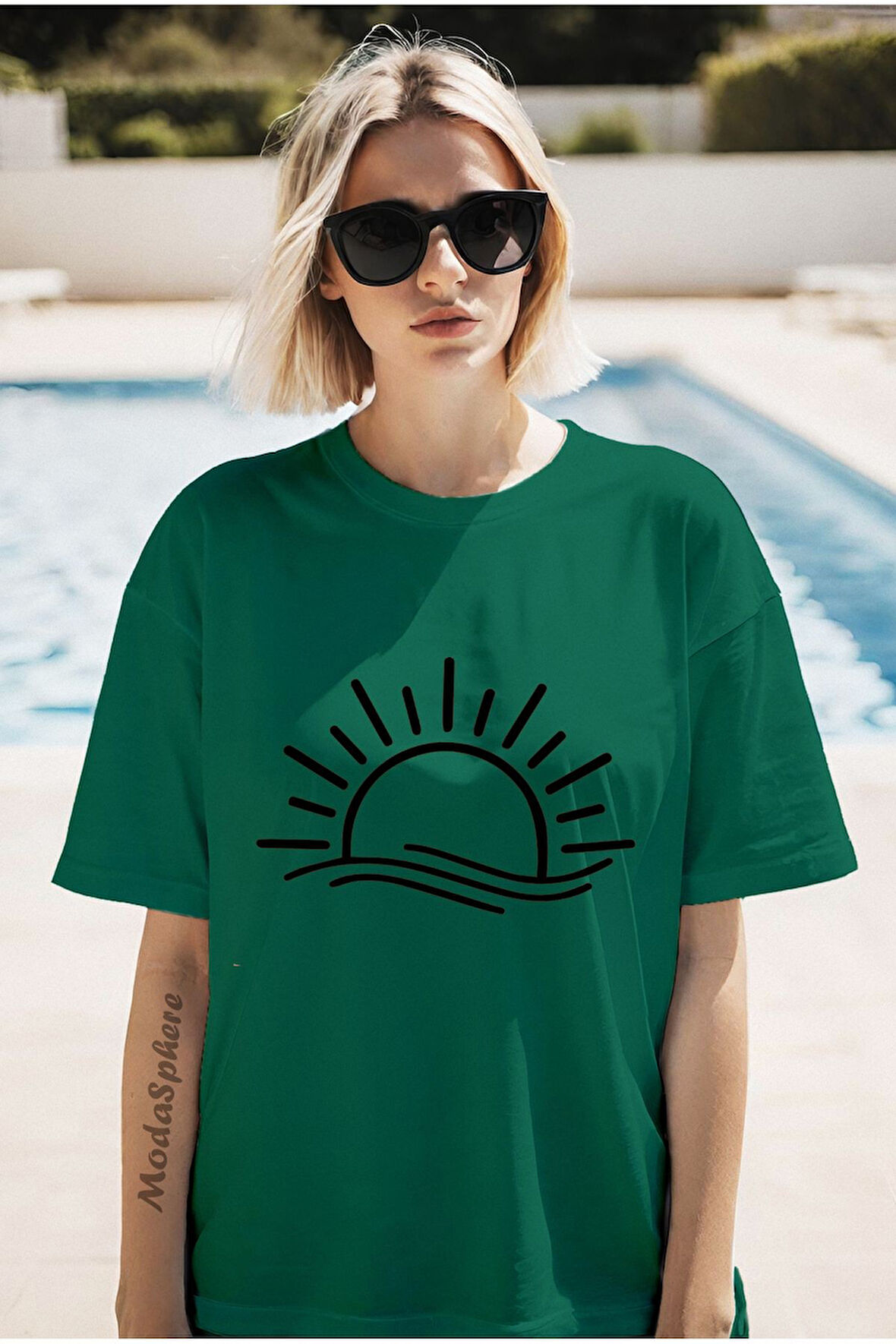 GÜNEŞ BASKILI BİSİKLET YAKA KISA KOLLU UNISEX TİŞÖRT