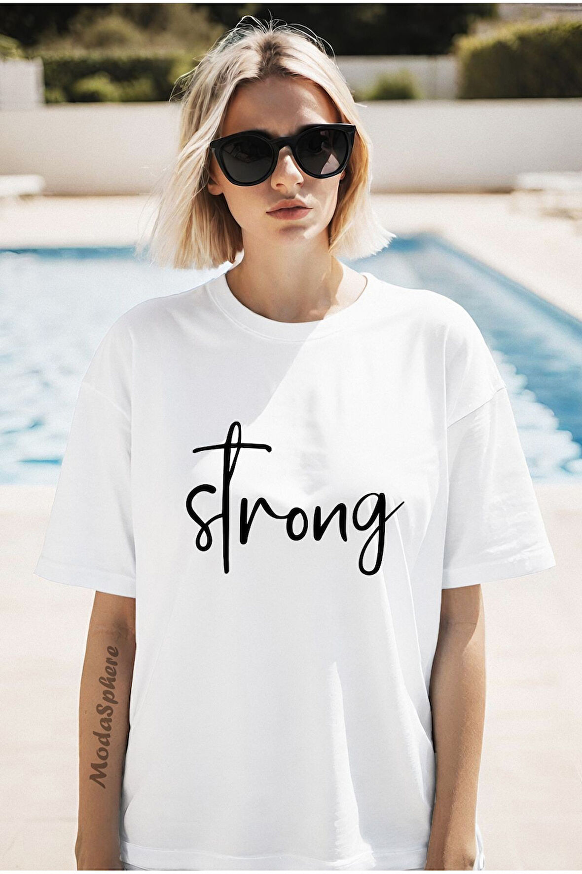 STRONG BASKILI BİSİKLET YAKA KISA KOLLU UNISEX TİŞÖRT