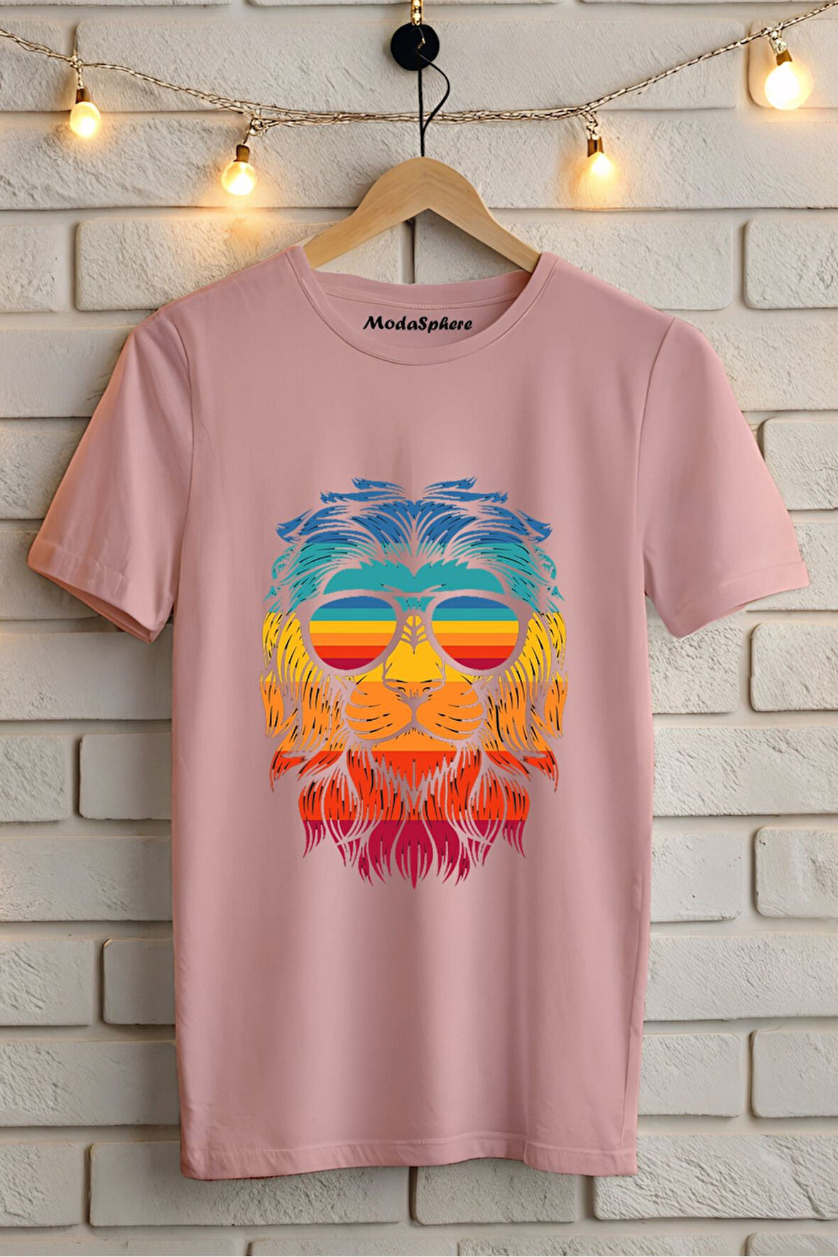 RENKLİ ASLAN BASKILI BİSİKLET YAKA KISA KOLLU UNISEX TİŞÖRT