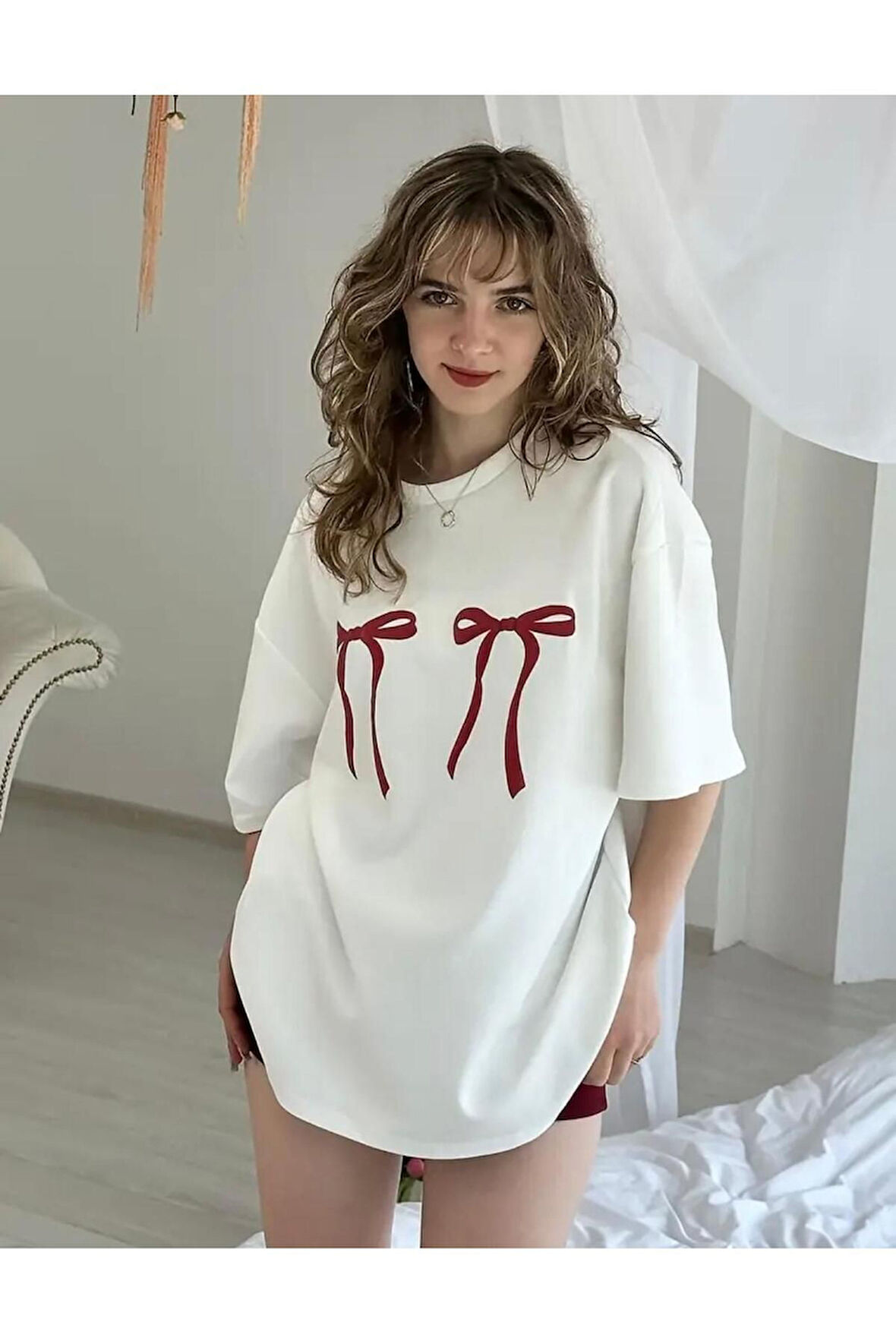 Kurdele Baskılı Basic T-Shirt