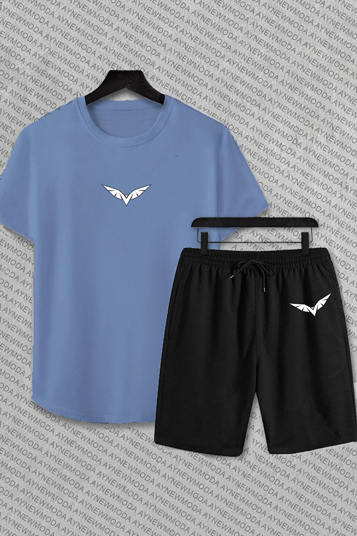 Dikey Baskılı Şort ve Tişört Takımı
