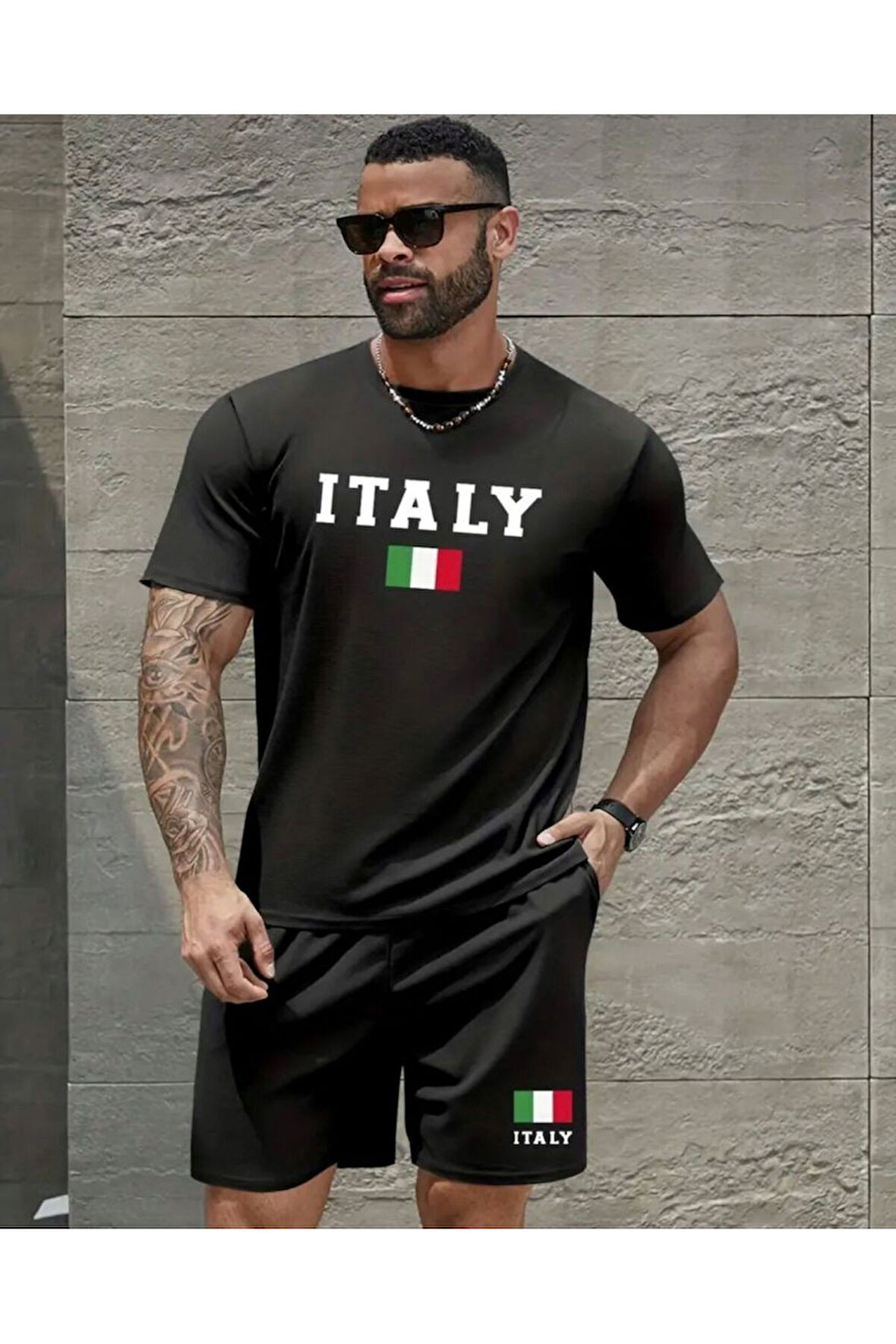 Oversize Bisiklet Yaka Alt Üst T-shirt Şortlu GÜLEN YÜZ Baskılı ikili Takım Unisex