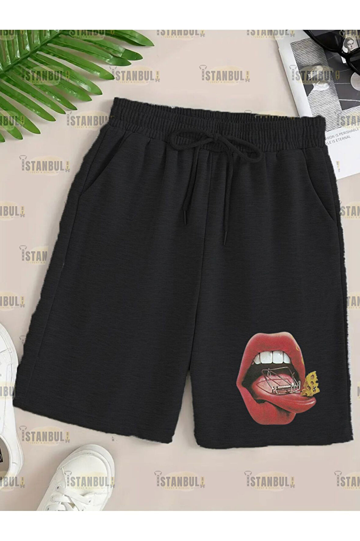 Dil Baskılı- Erkek Regular Fit Cepli Şort