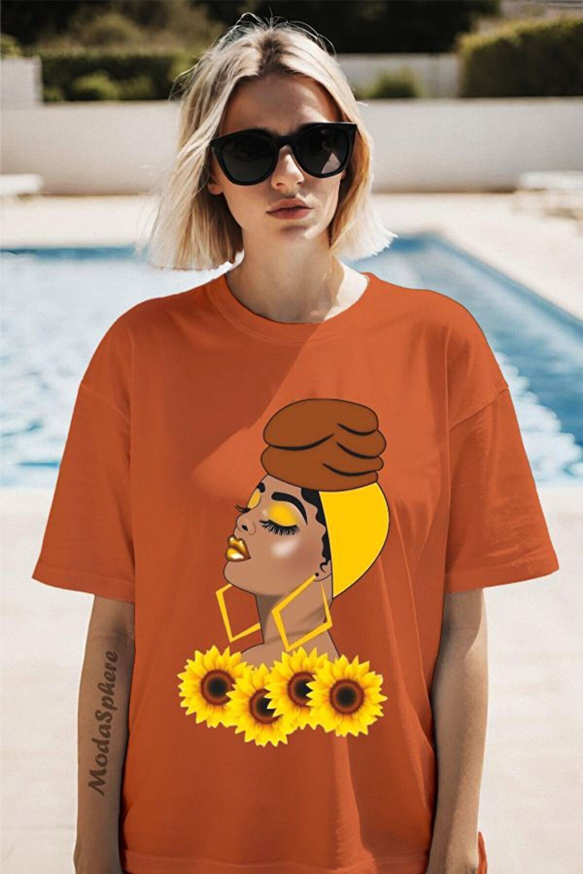 Bandanalı Kadın Baskılı Kısa Kollu Oversize Tişört