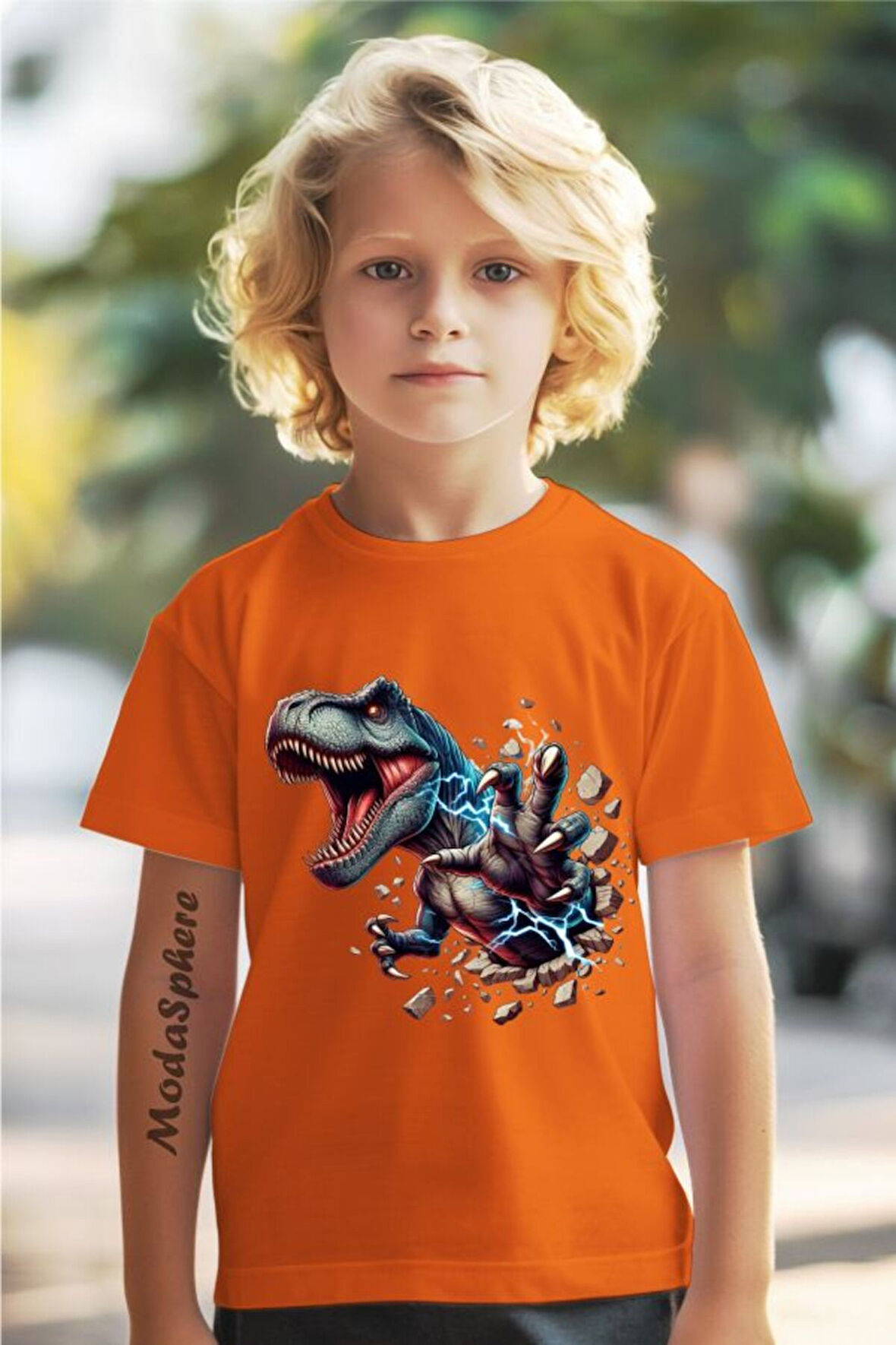 DİNAZOR BASKILI BİSİKLET YAKA KISA KOLLU ÇOCUK TİŞÖRT