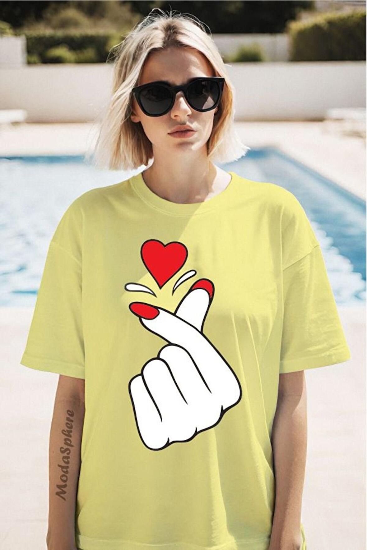 Parmak Kalp Baskılı Unisex Oversize Tişört