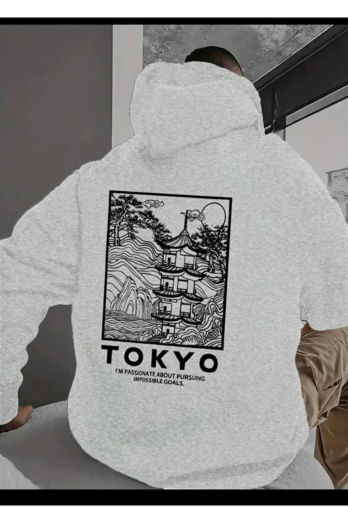 Tokyo Sırt baskılı Kapüşonlu Sweatshirt
