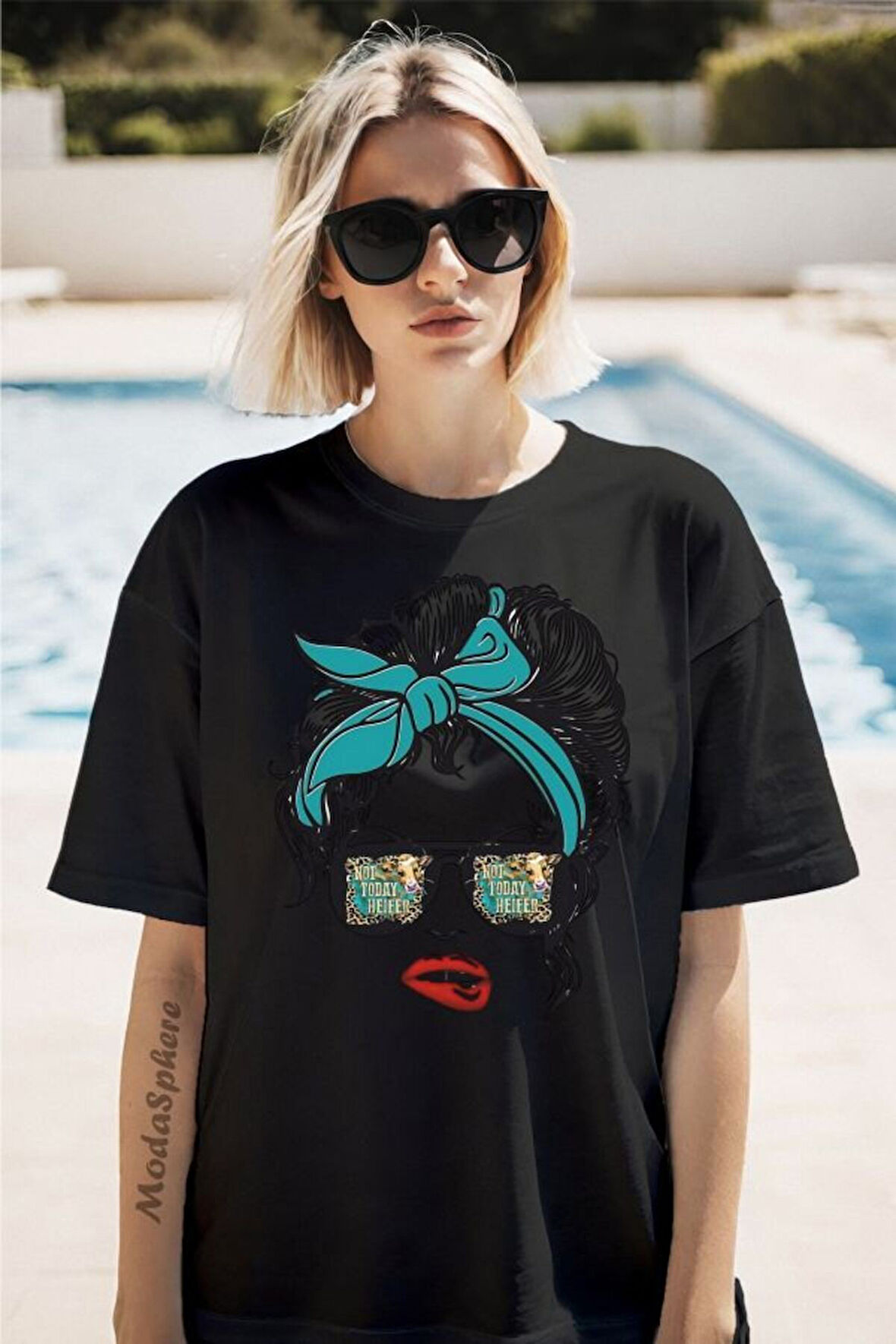 Gözlüklü Kadın Baskılı Unisex Oversize Tişört