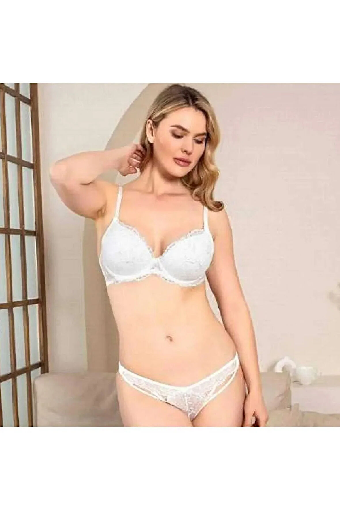 4350 Desteksiz Sütyen Takım