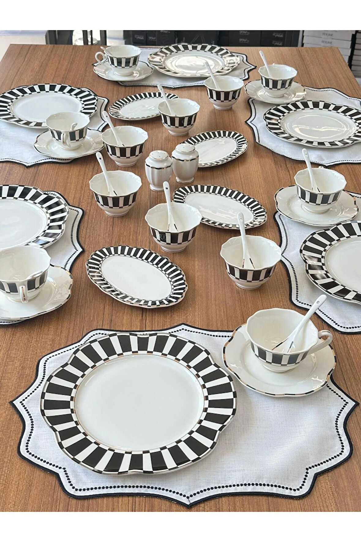 Kahvaltı Takımı 42 Parça 6 Kişilik Victory