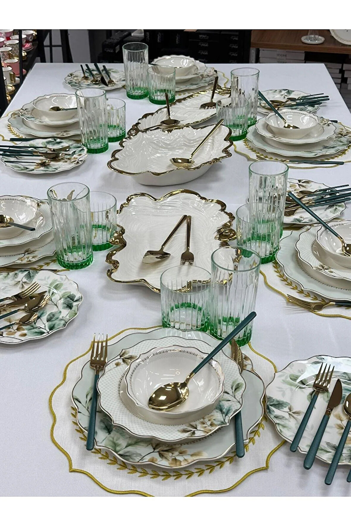 Yemek Takımı 92 Parça 6 Kişilik Begonia Lüx