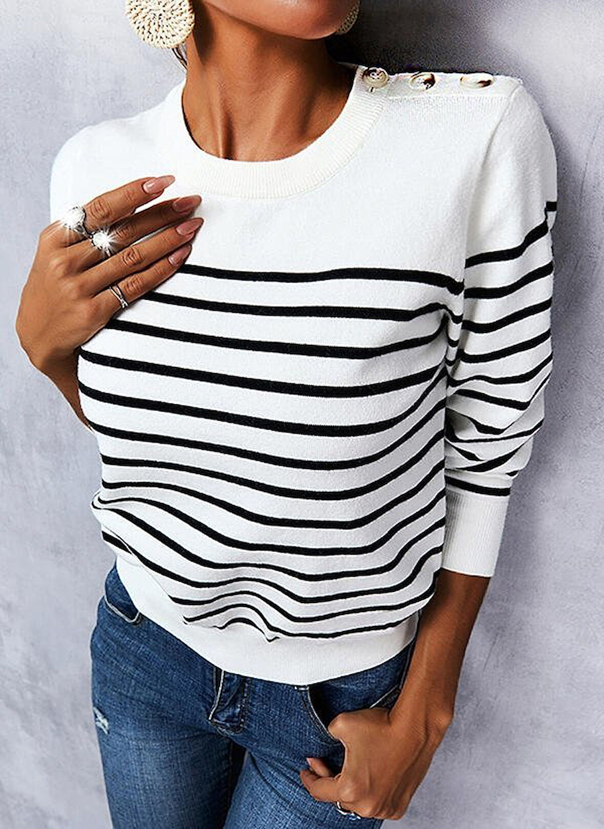 Kadın Uzun Kollu Omuzu Düğme Detay çizgili Triko Kazak