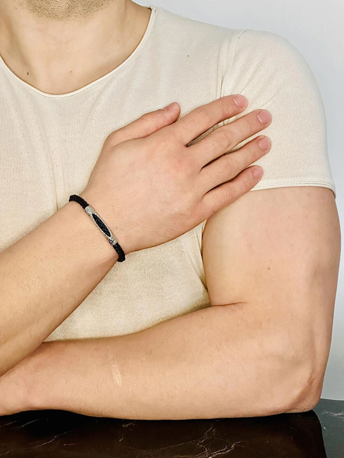 Gümüş Erkek Bileklik ,Beyaz Altın Kaplama, El Örgüsü Deri Kordon,Özel Desen Benzersiz Model Bileklik