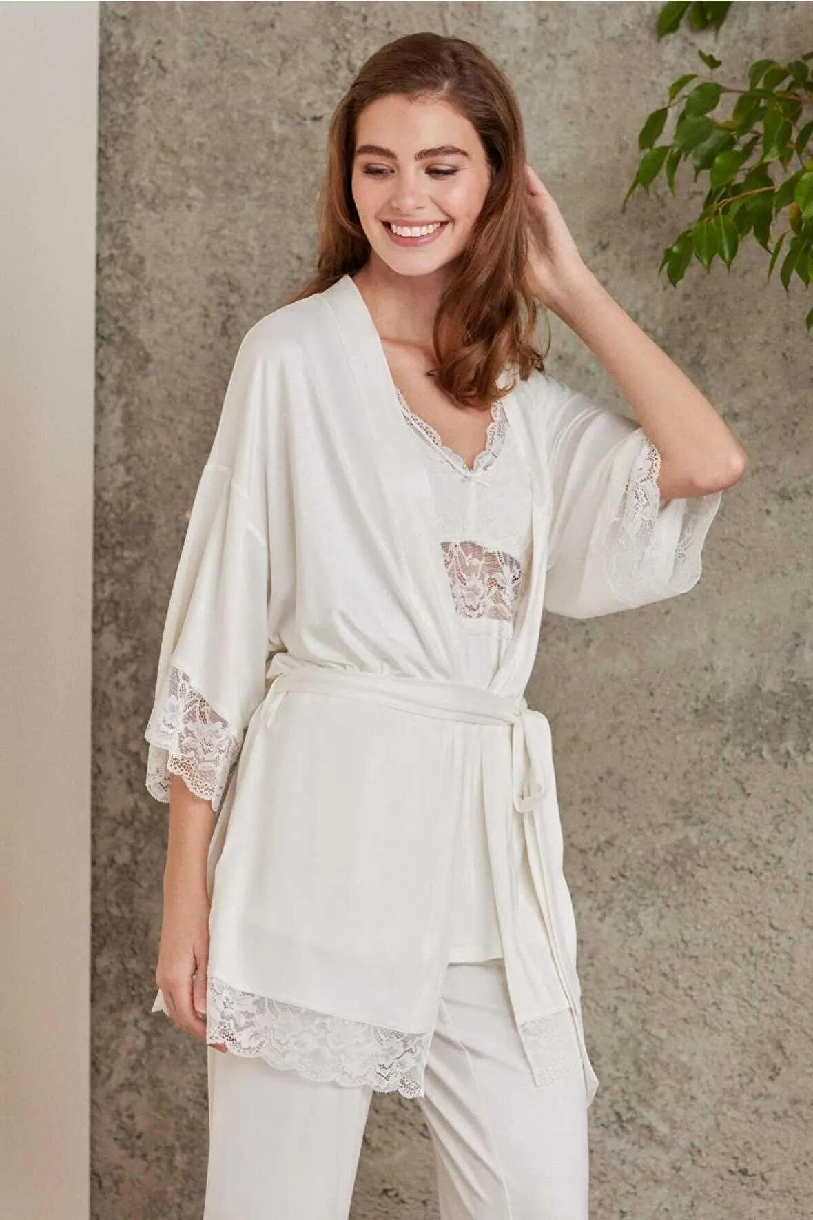 Kadın Penye Dantelli Sabahlıklı Pijama Takımı - 2810