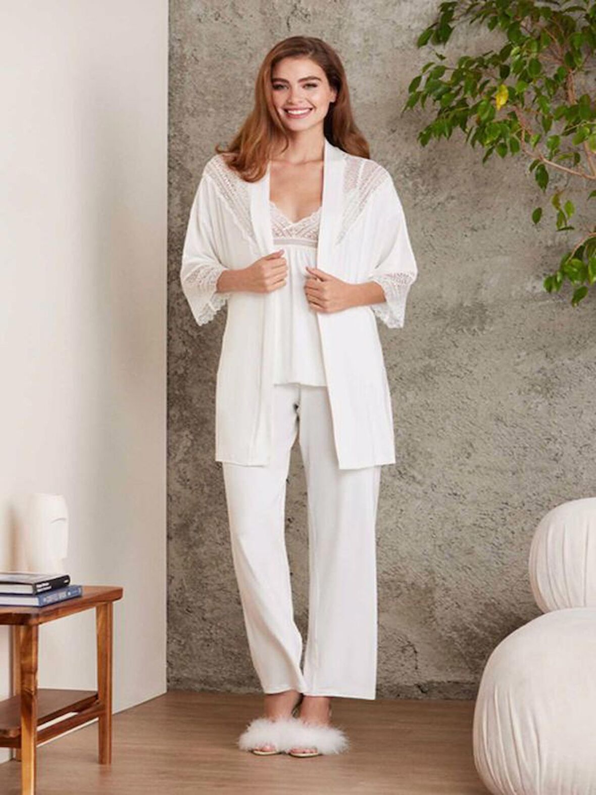 Kadın Penye Dantelli Sabahlıklı Pijama Takımı - 2820