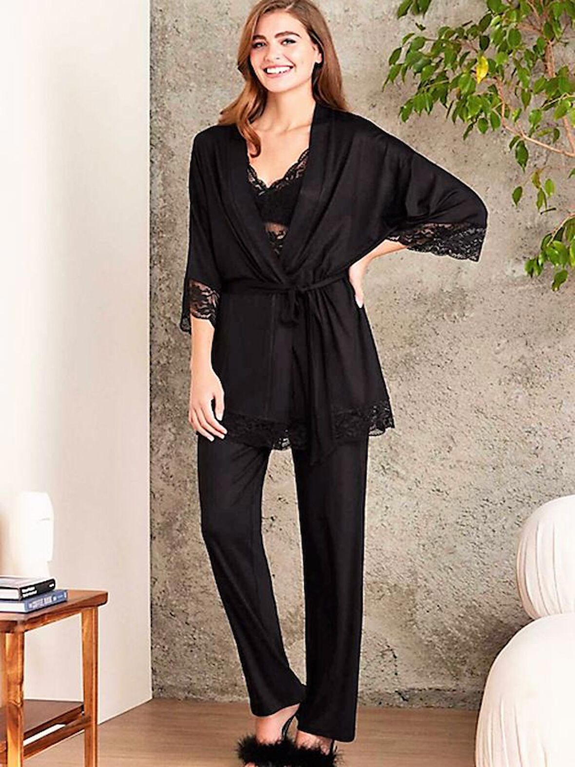 Kadın Penye Dantelli Sabahlıklı Pijama Takımı - 2810