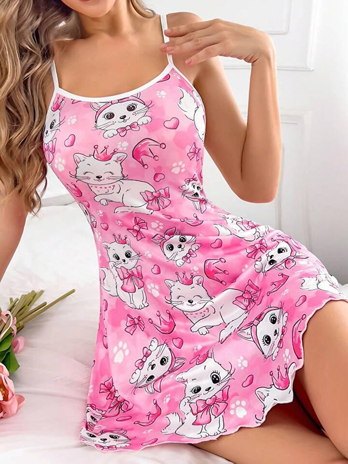 Pembe Kedi Desenli Fantezi Gecelik