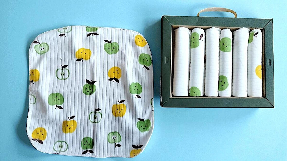 BEBEK AĞIZ SİLME VE ÇOK AMAÇLI MENDİL 7 Lİ KUTULU DESENLİ SAF PAMUKTAN