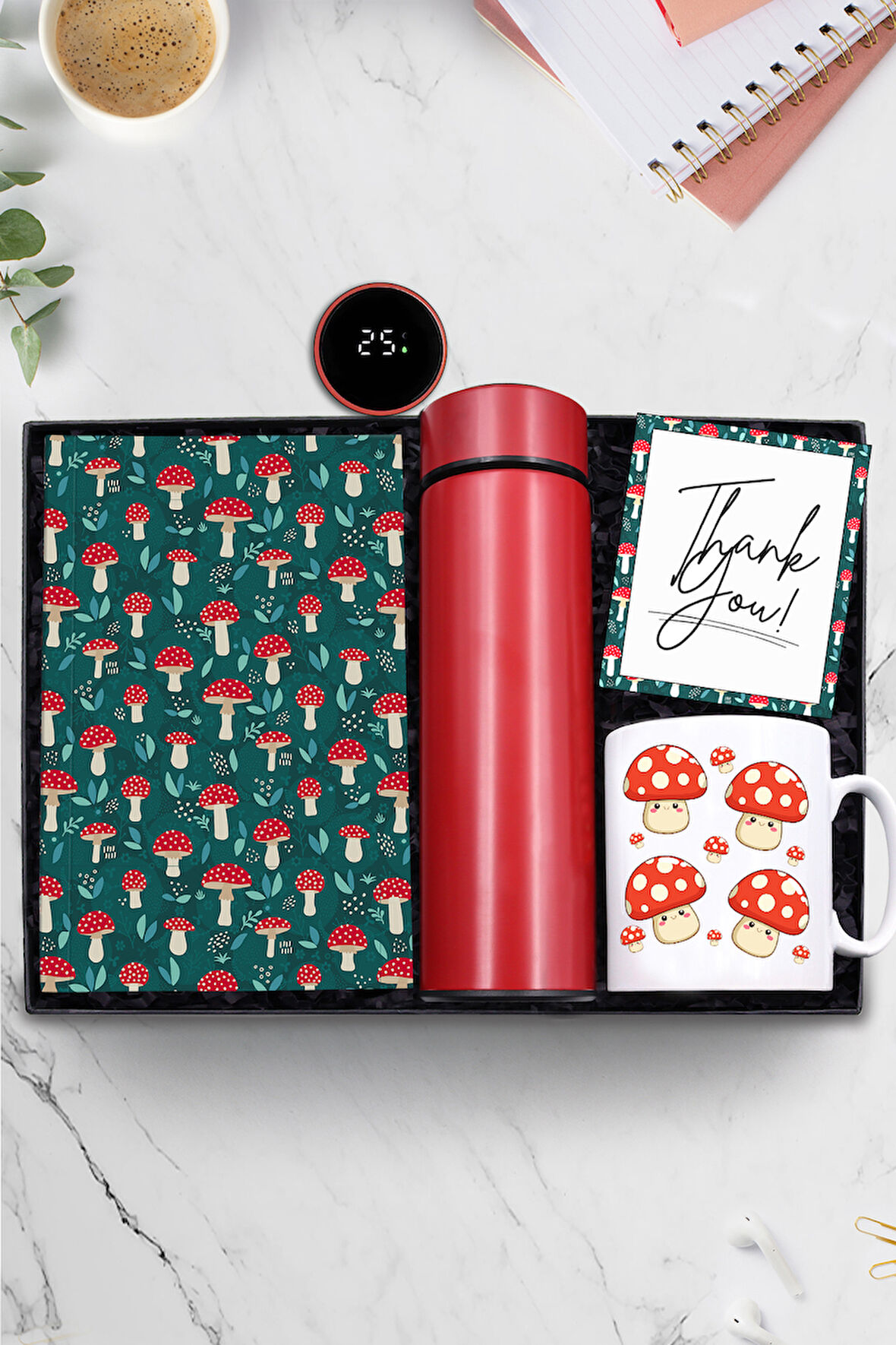 Mantar Desenli Defter & Mantar Baskılı Kupa & 500 Ml Kırmızı Dereceli Termos Hediye Seti