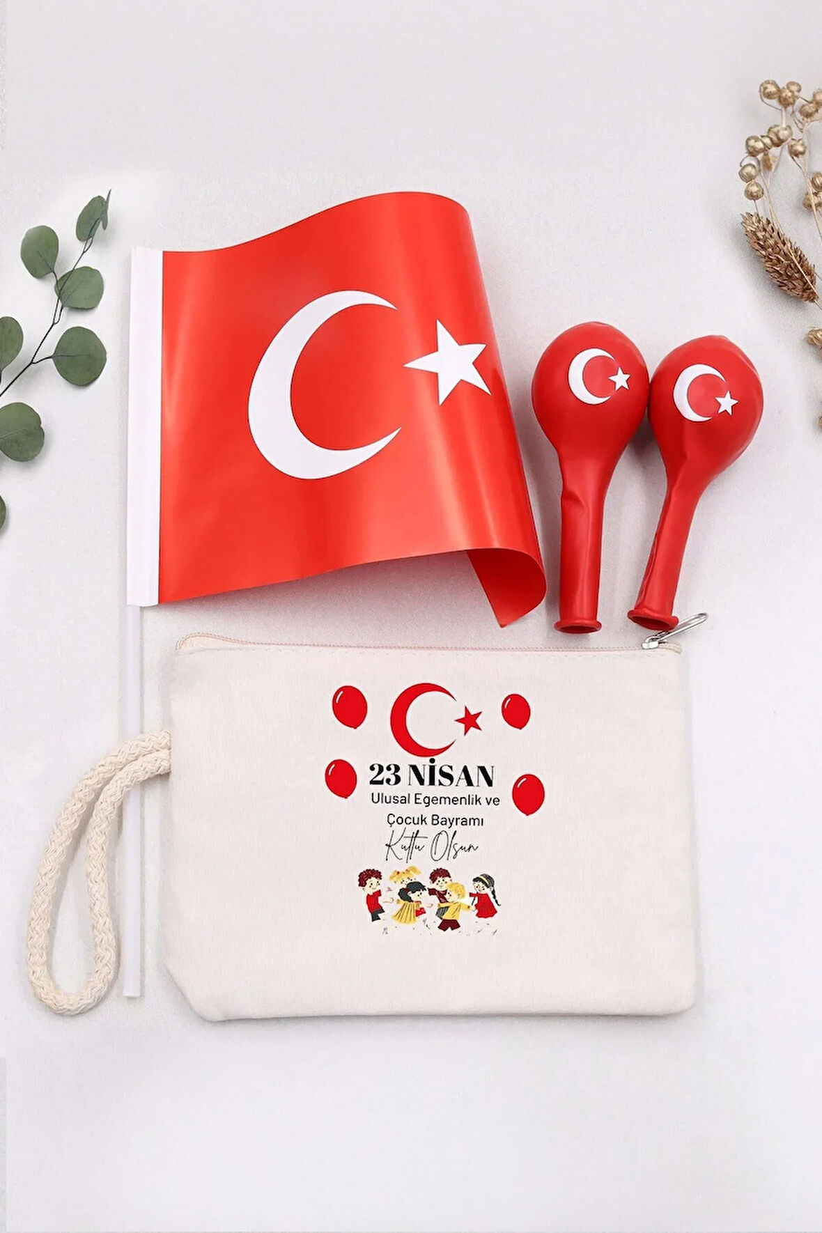 23 Nisan'a Özel Türk Bayrağı & Ham Bez El Çantası & 2'li Balon Hediye Seti
