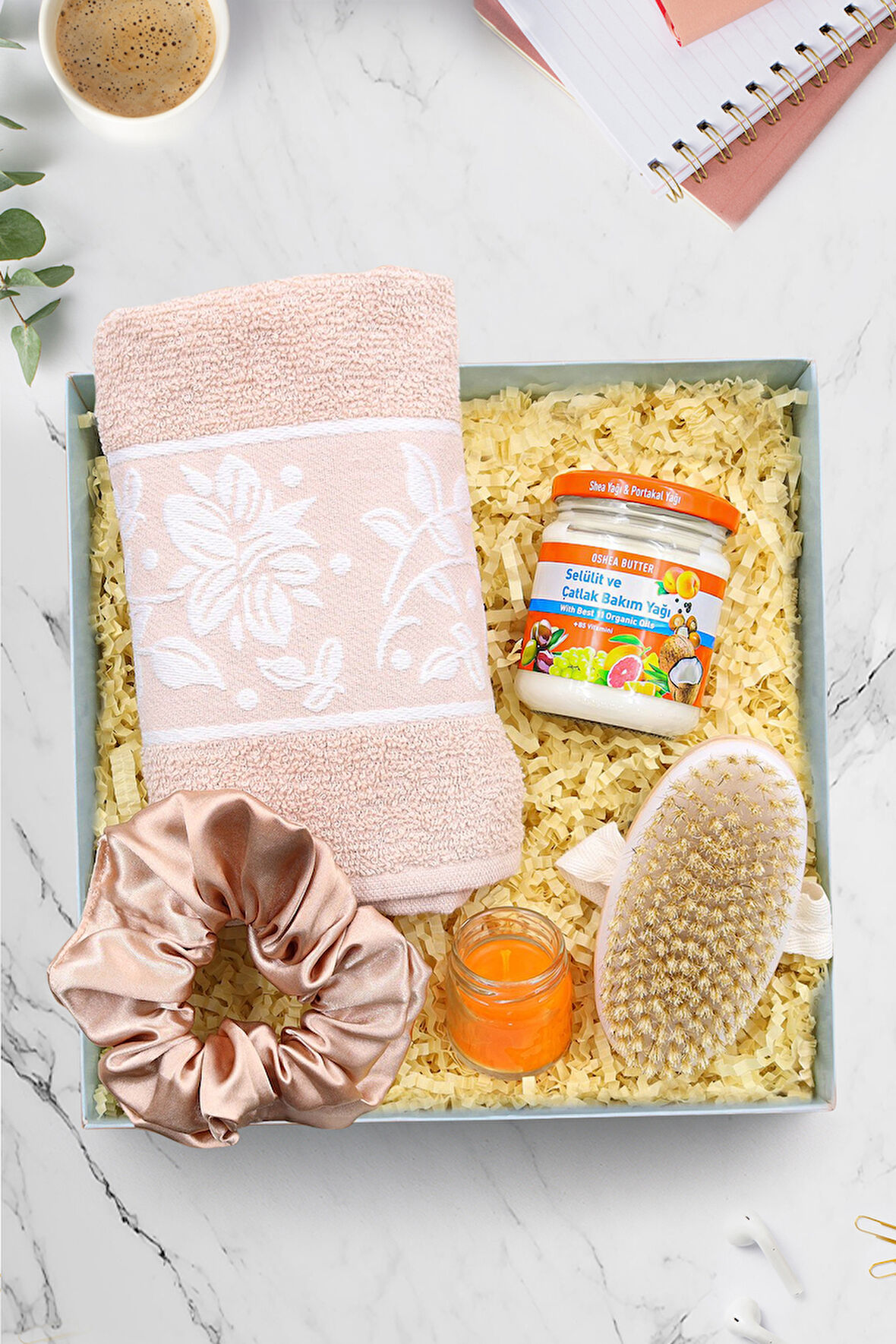Havlu & Saten Toka & Mini Mum & At Kılı Fırçası & Procsin Yağ Hediye Seti