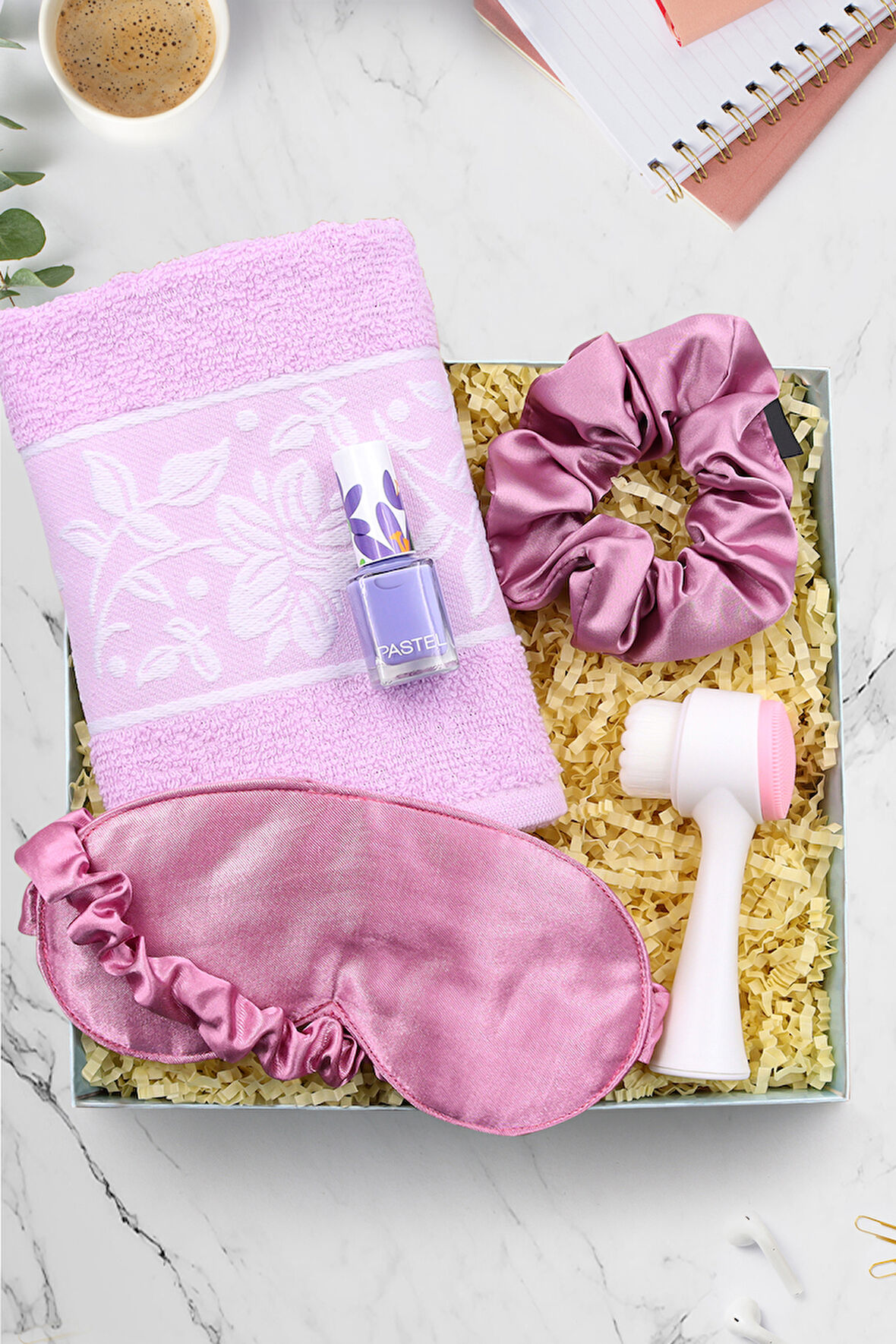 El ve Yüz Havlusu & Çift Taraflı Yüz Temizleme Fırçası & Pastel Oje & Toka & Uyku Bandı Hediye Seti