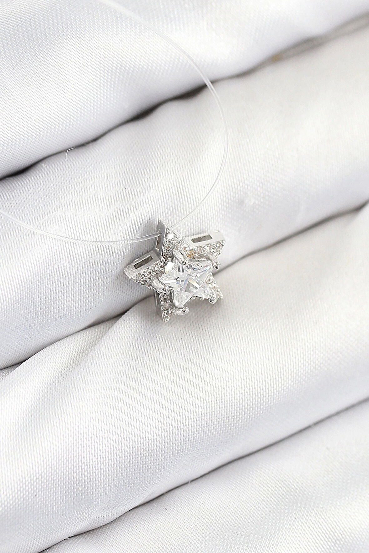 CEYLAN ADAM Misineli Yıldız Model Gümüş Renk Hayalet Kolye