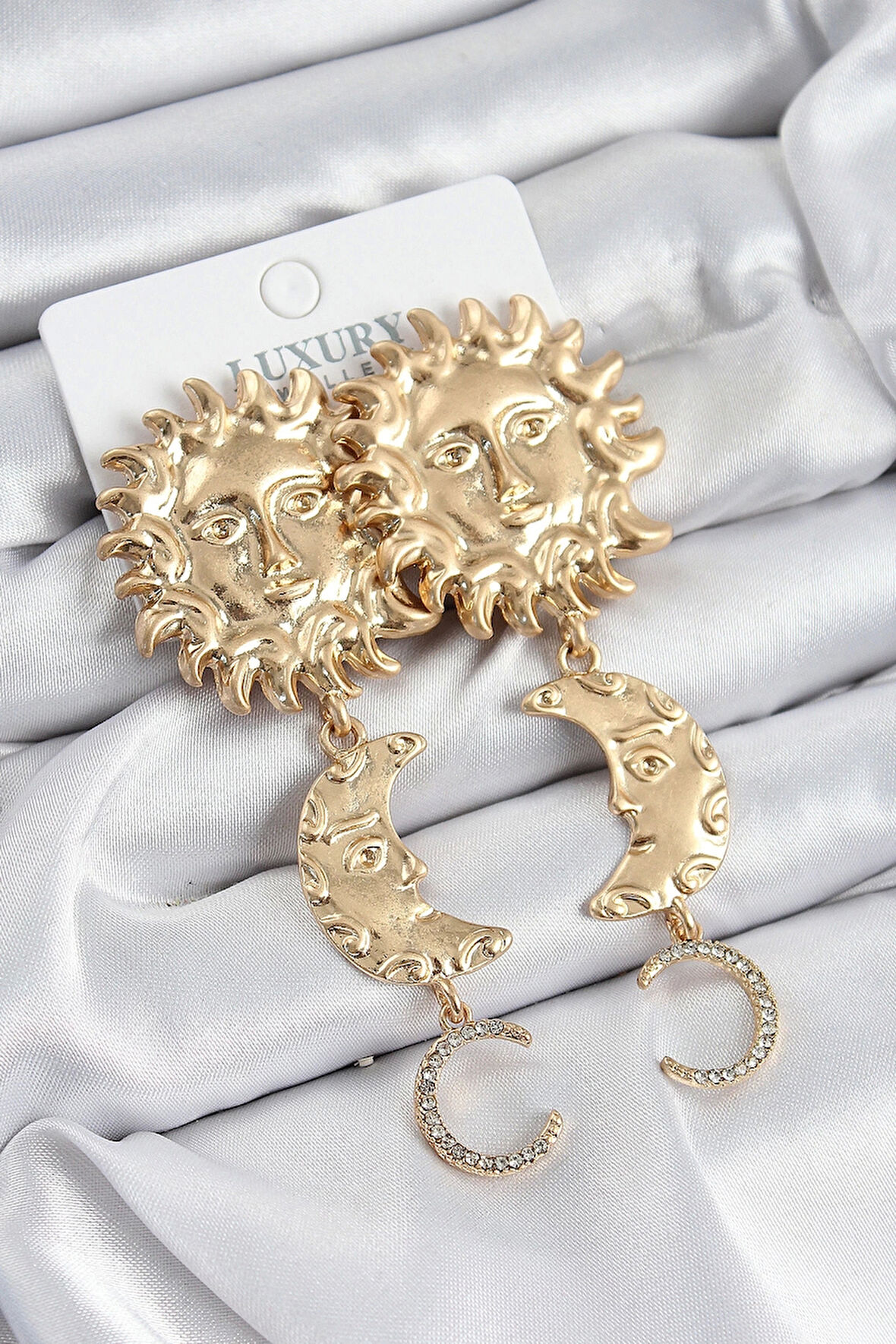 CEYLAN ADAM Pirinç Zirkon Taşlı Sallantılı Güneş Model Gold Renk Kadın Küpe