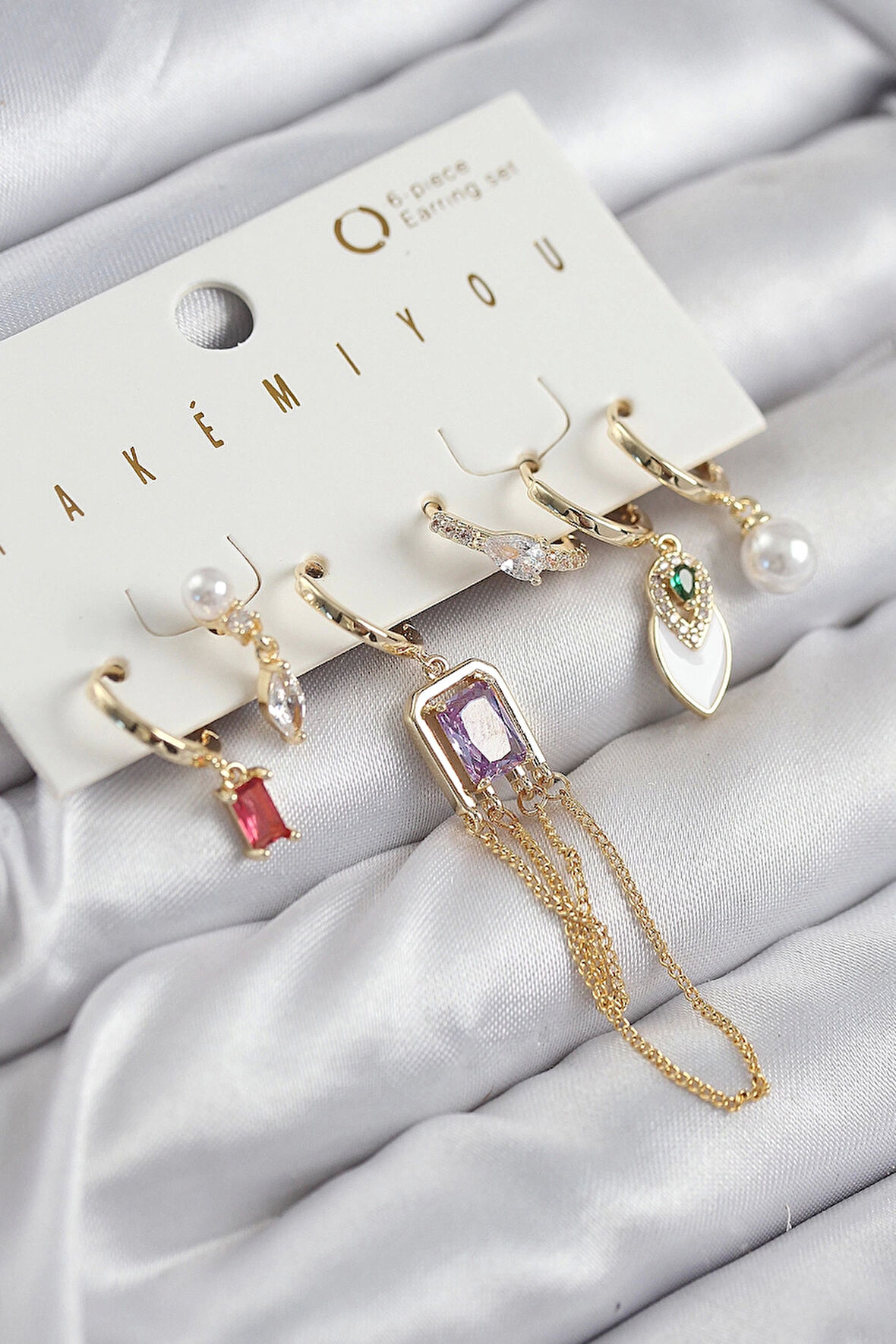 CEYLAN ADAM Pirinç Zirkon Taşlı Sallantılı Ve İncili Gold Renk 6'lı Küpe Set