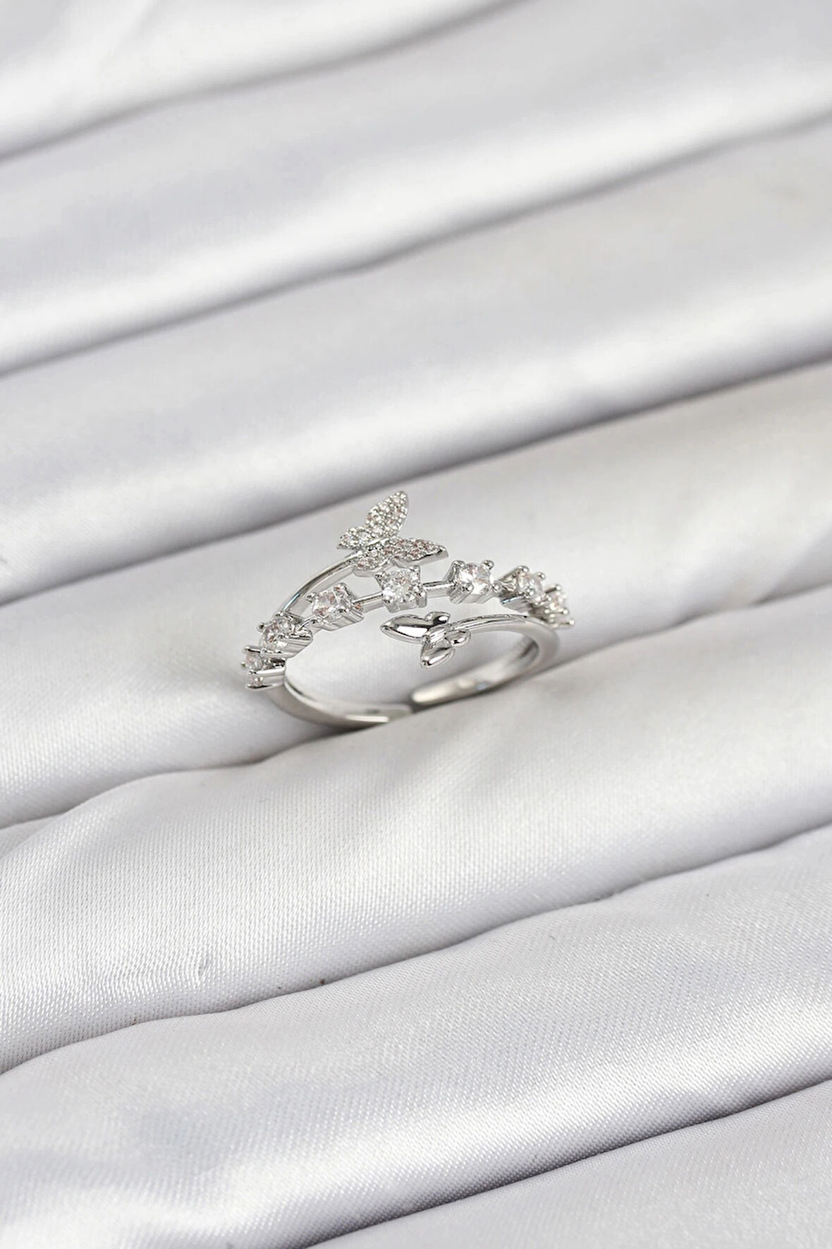 CEYLAN ADAM Pirinç Gümüş Renk Zirkon Taşlı Kelebek Model Kadın Yüzük